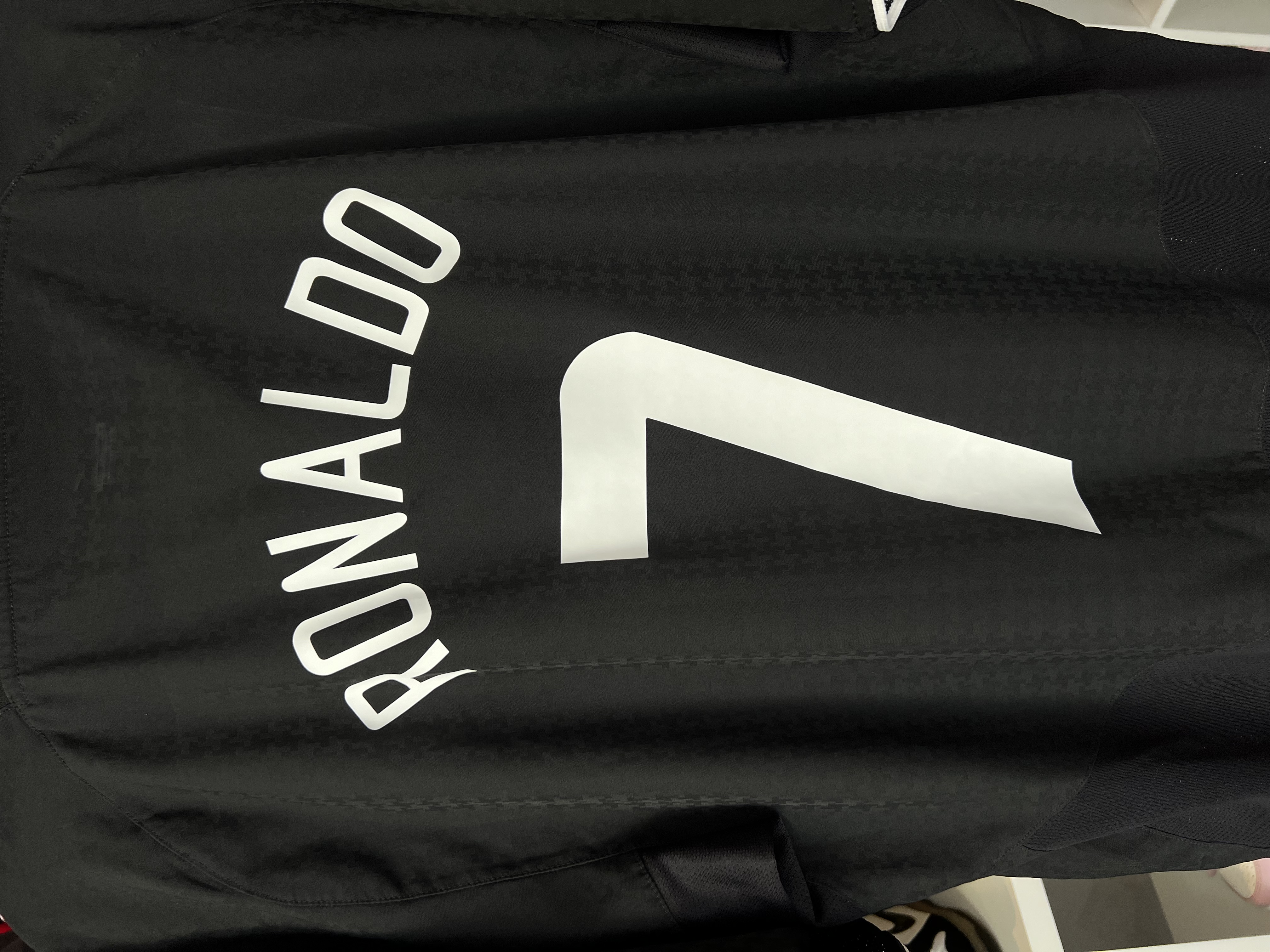Jersey Manchester United “C. Ronaldo” (L)