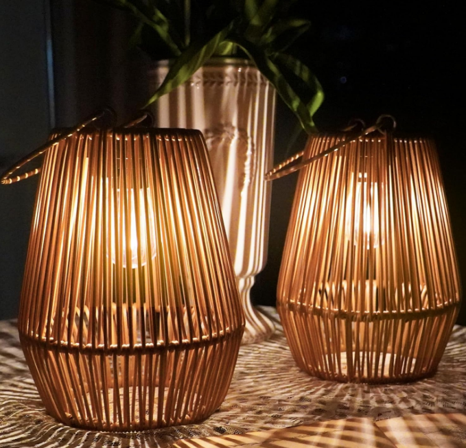 Solar Lanterns, KagoLing Solar Lanterns Outdoor Waterproof Solar Lights for Outside Hanging Solar Lights Outdoor Solar Lamp Lights Decoration for Garden,Yard,Patio,Porch,Trees,Lawn,Pathway, 2 Pack