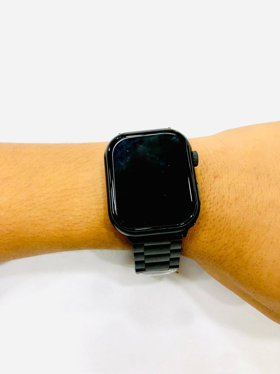 Lyne Lancer 16 Smart Watch