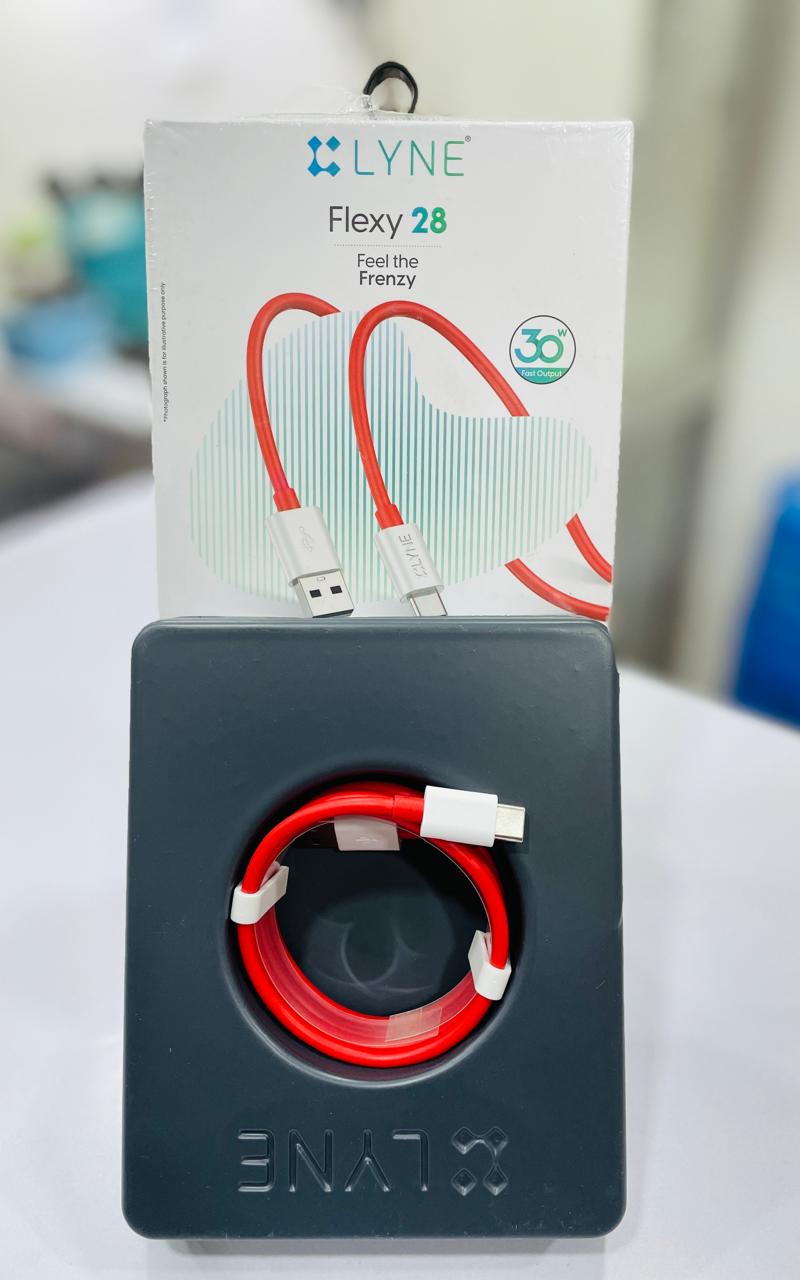 LYNE Flexy 28 USB Cable