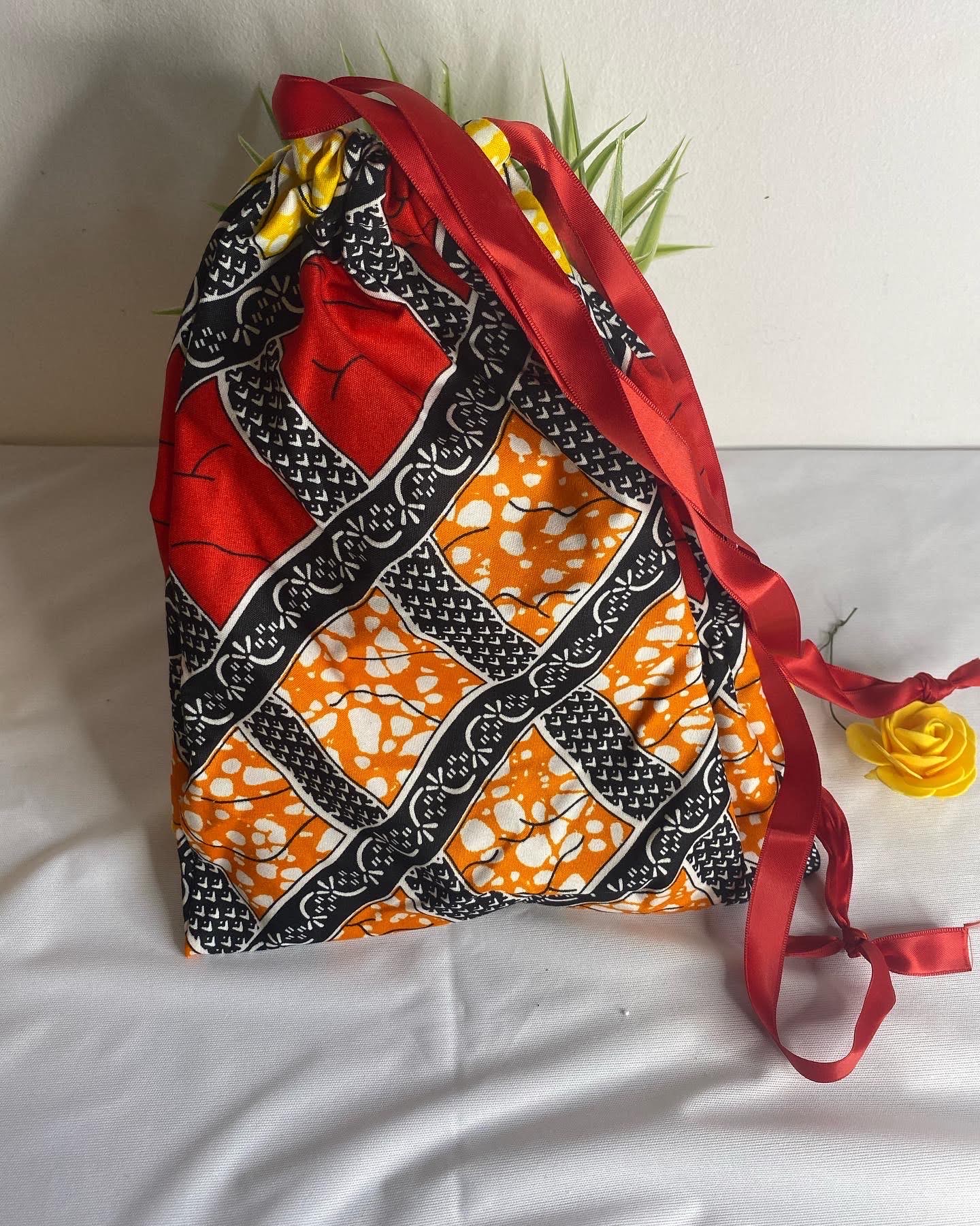 Pochon coloré en tissu wax