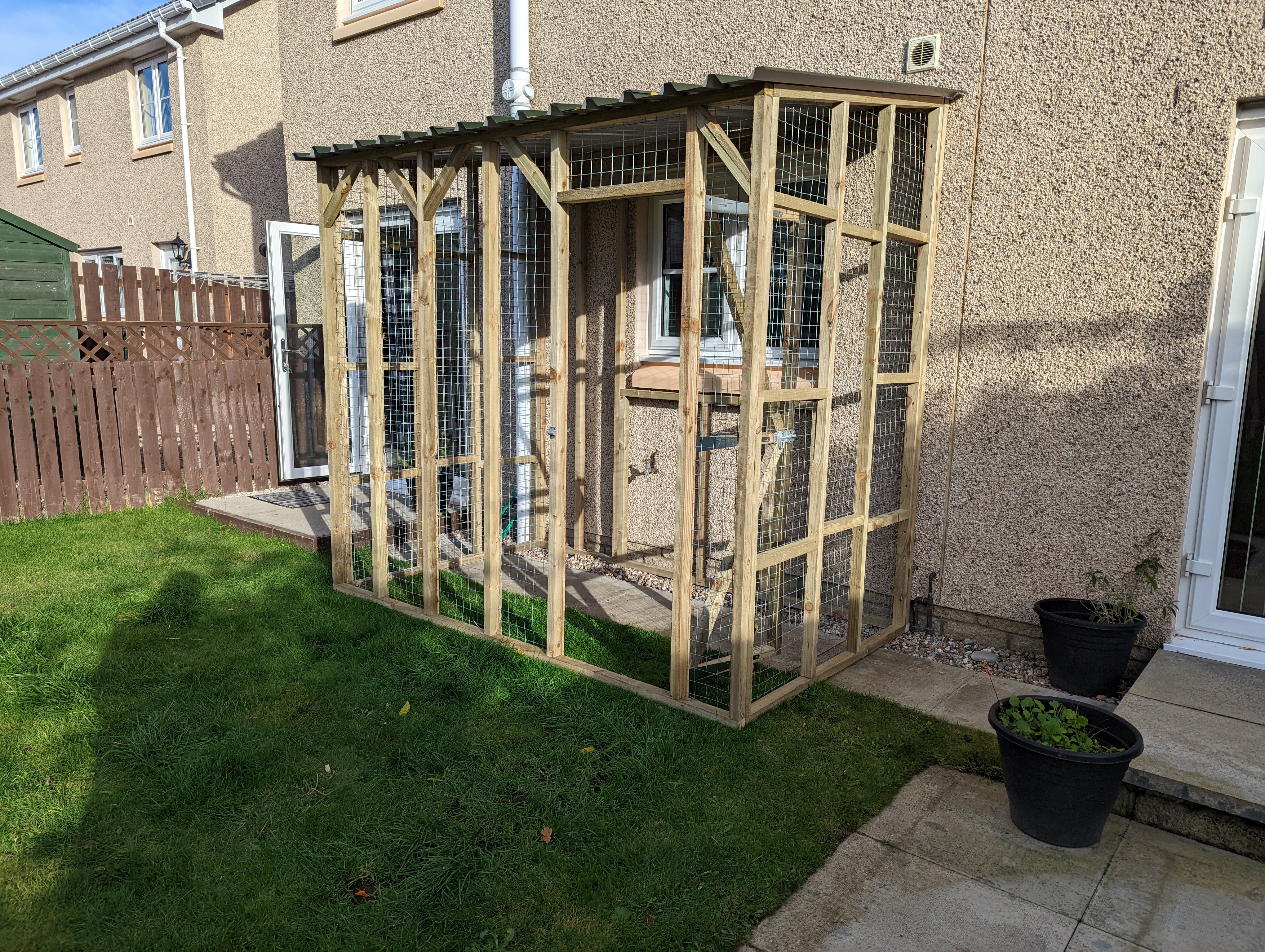 Thistle Lean to Range