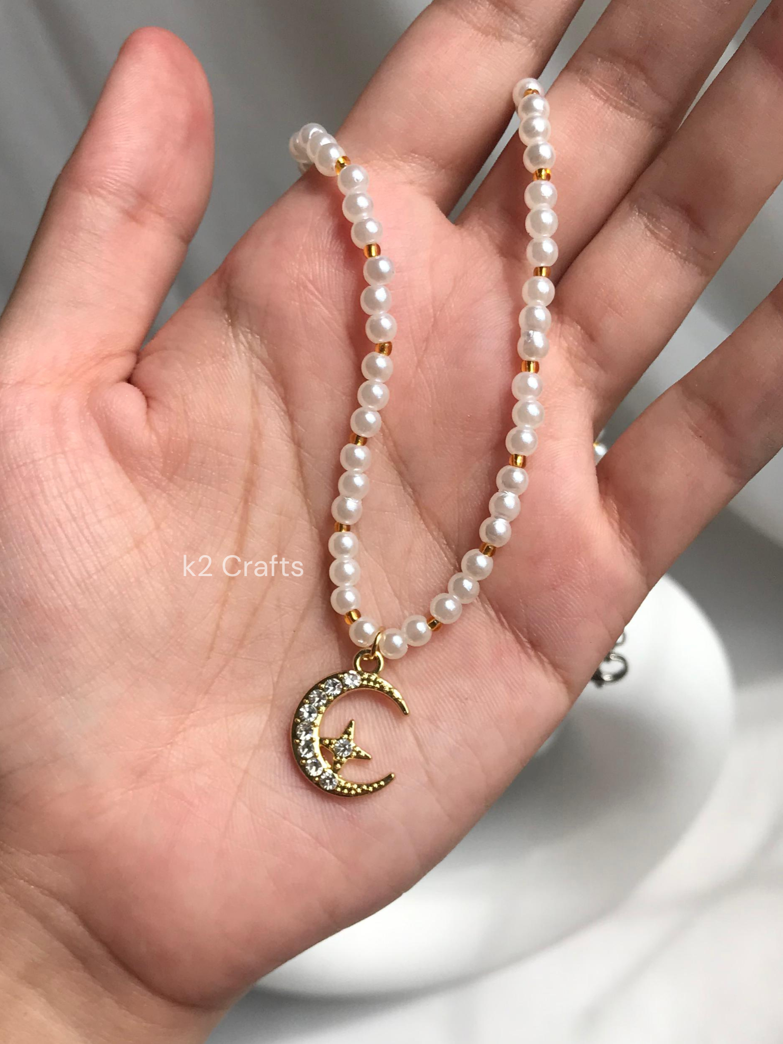 Pearl moon necklace
