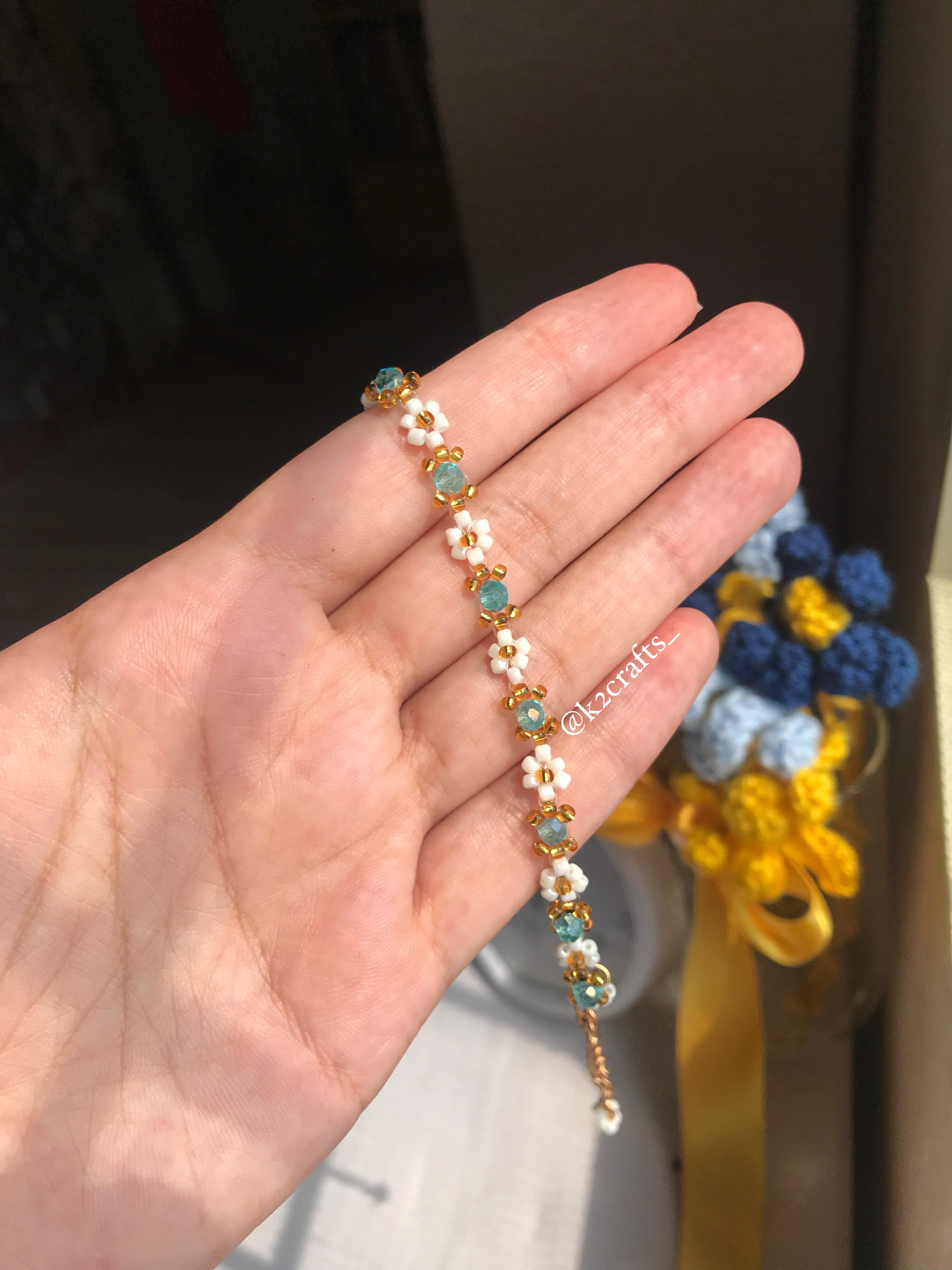 White Daisy with Blue Bead Bracelet