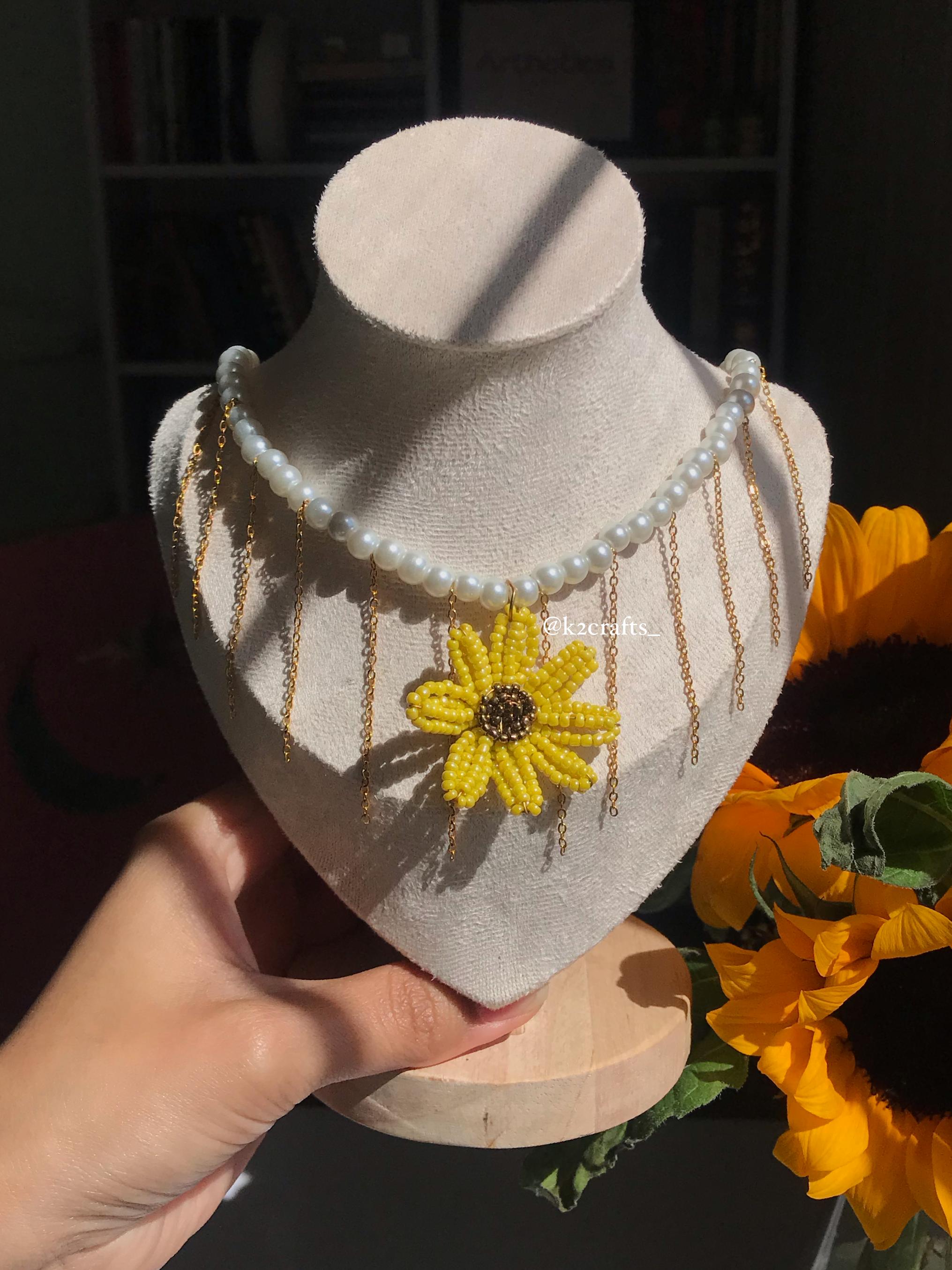 Pearl Dropping Chain Sunflower Necklace
