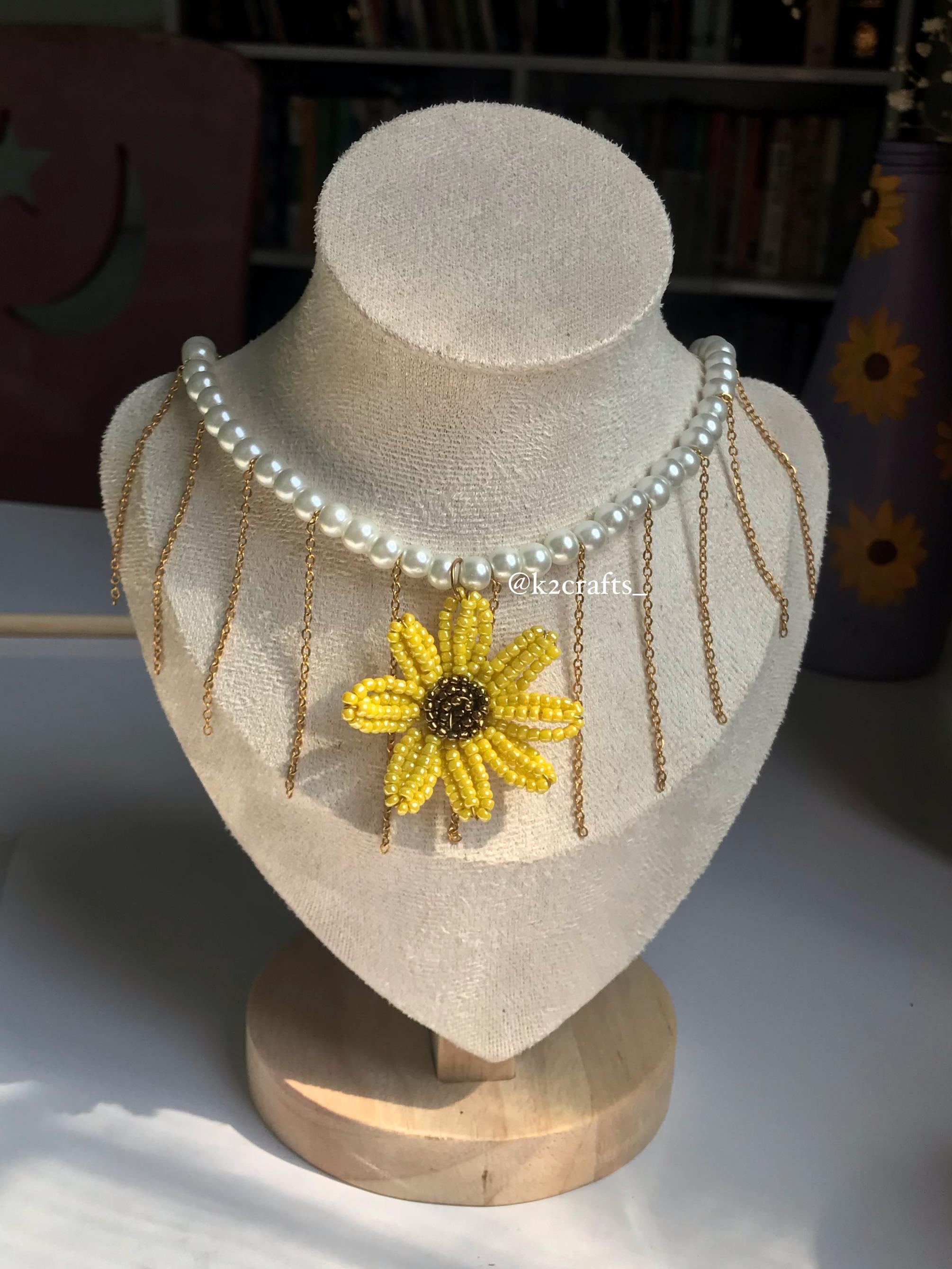 Pearl Dropping Chain Sunflower Necklace