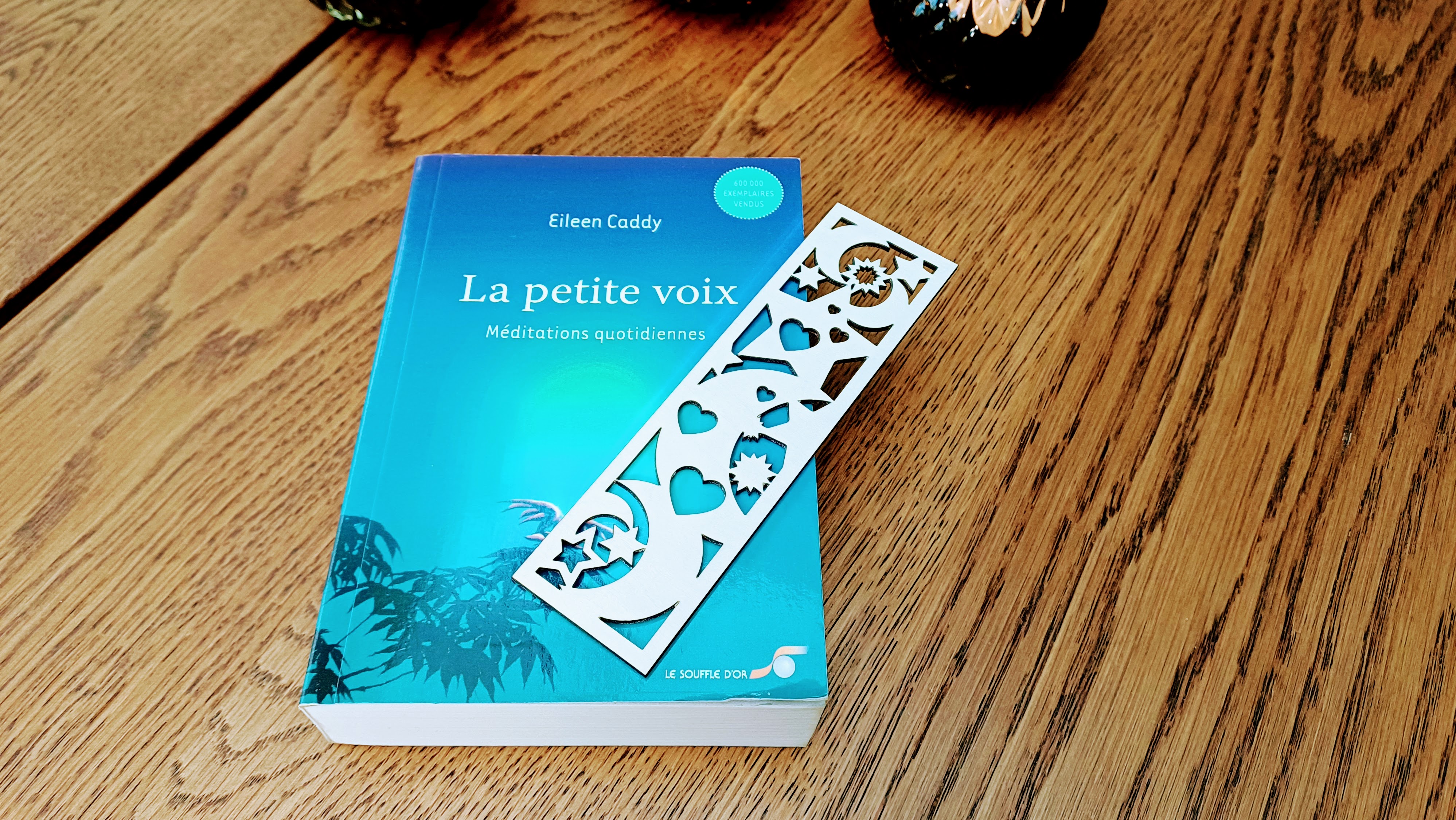 Marque-pages en bois Lune et étoiles