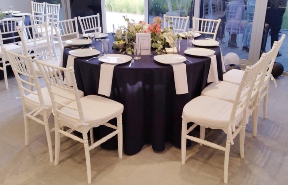 Mesa redonda y silla Tiffany