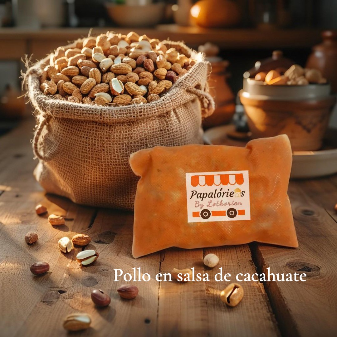 Pollo en salsa de cacahuate