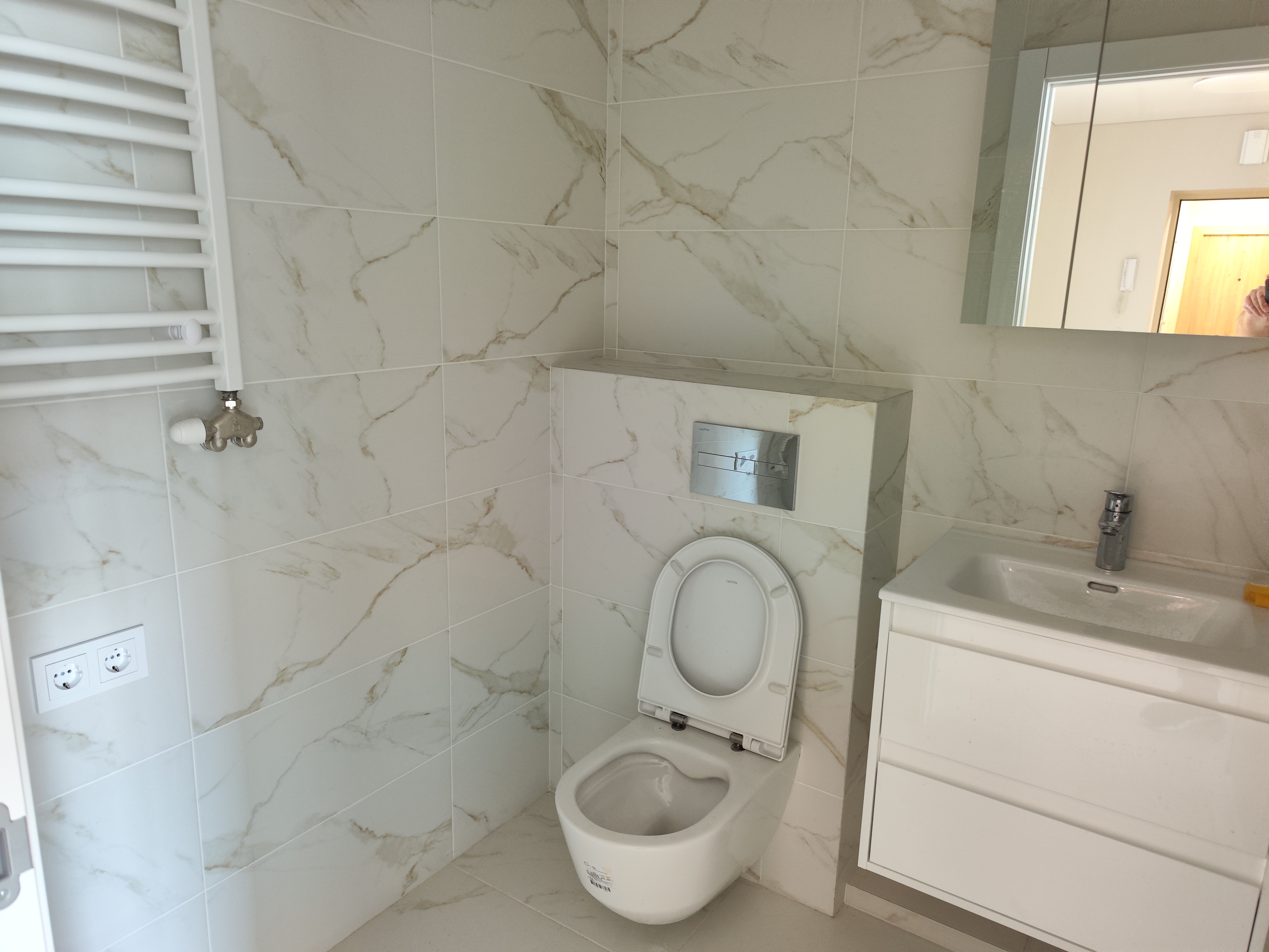 Įrengti 3-jų kambarių nauji butai - 82,00 kv. m.