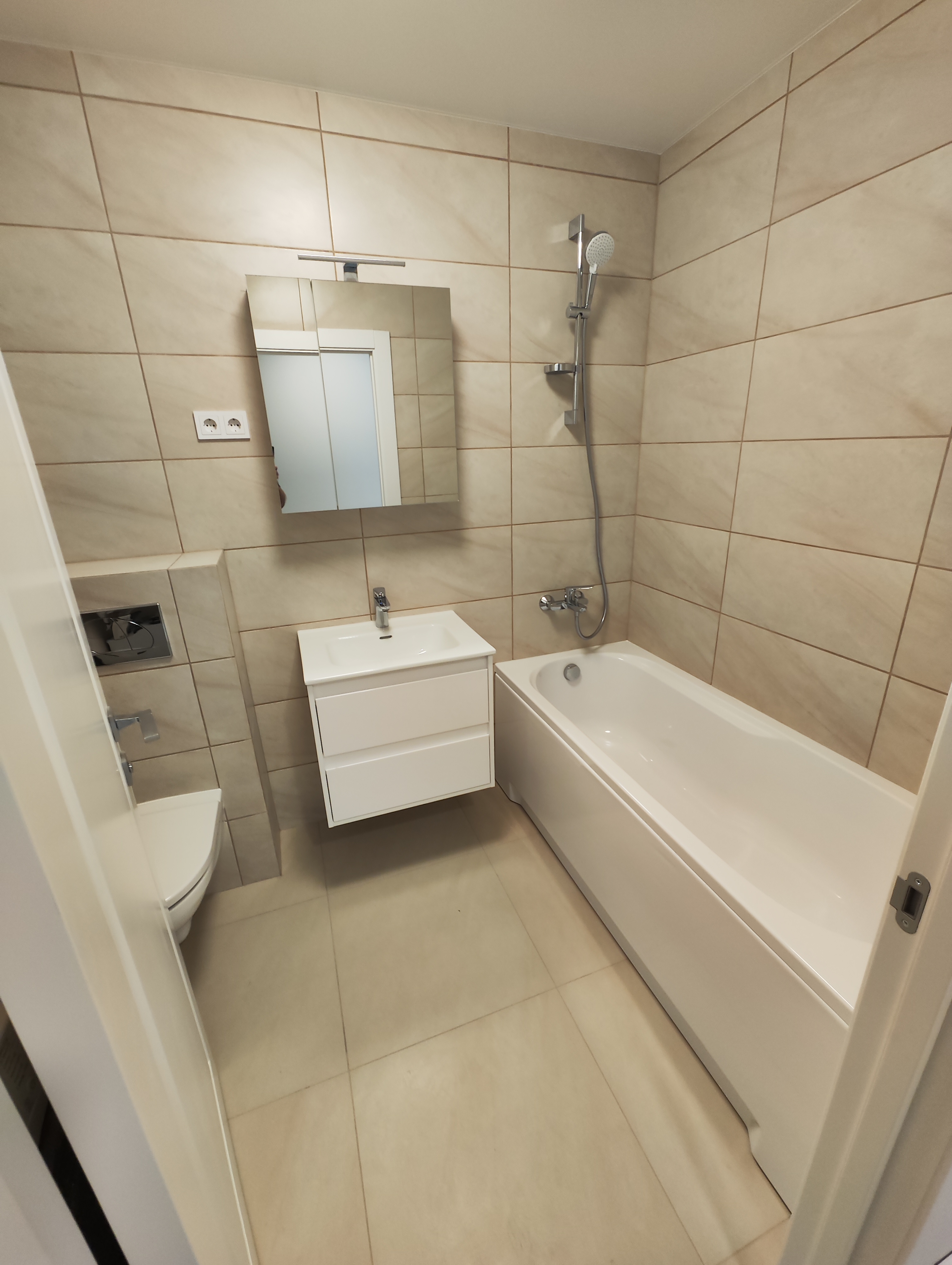 Įrengti 2-jų kambarių butai - 46,00-56,00 kv. m.