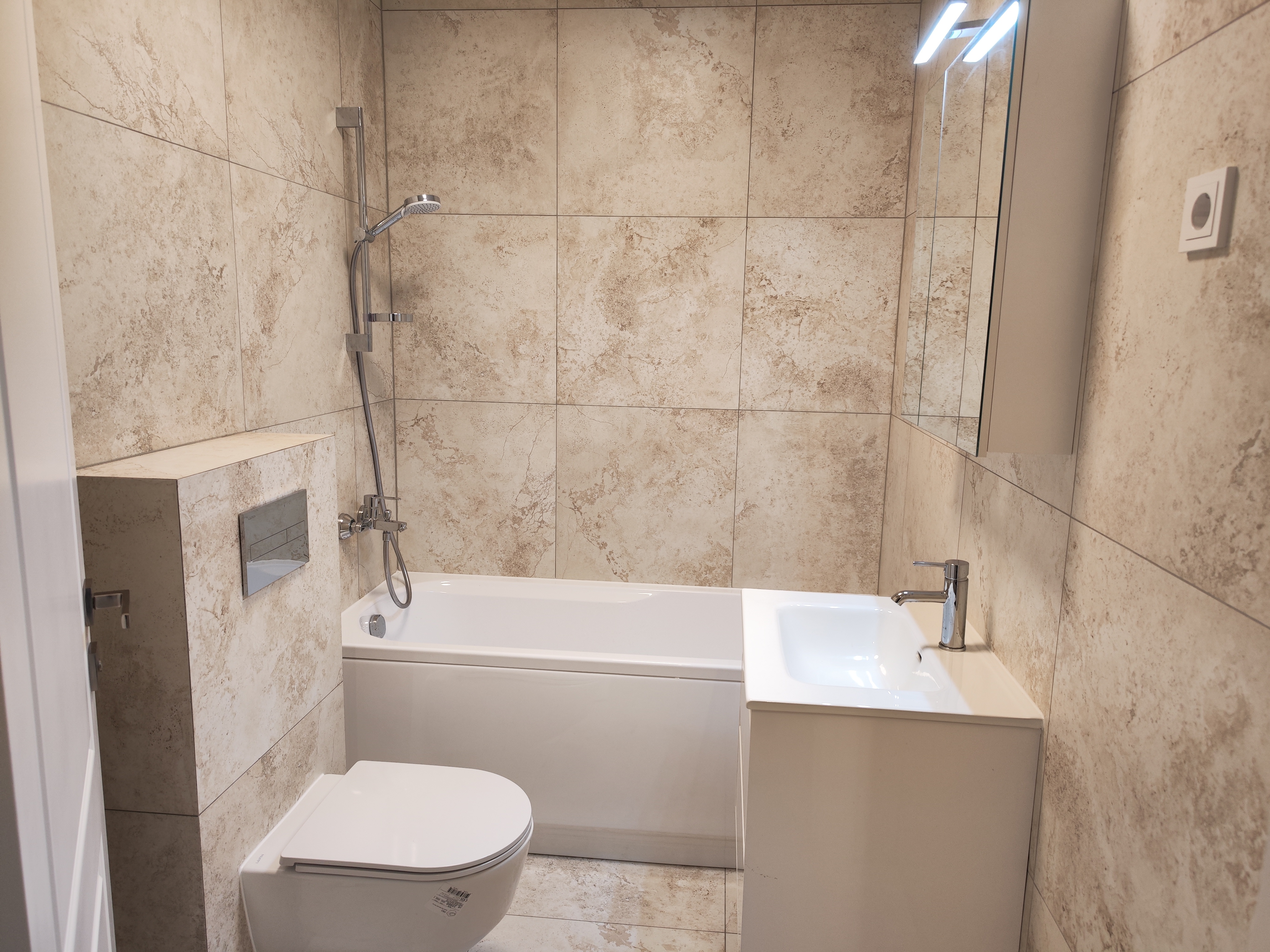 3-jų kambarių butai - 67,00 kv. m.