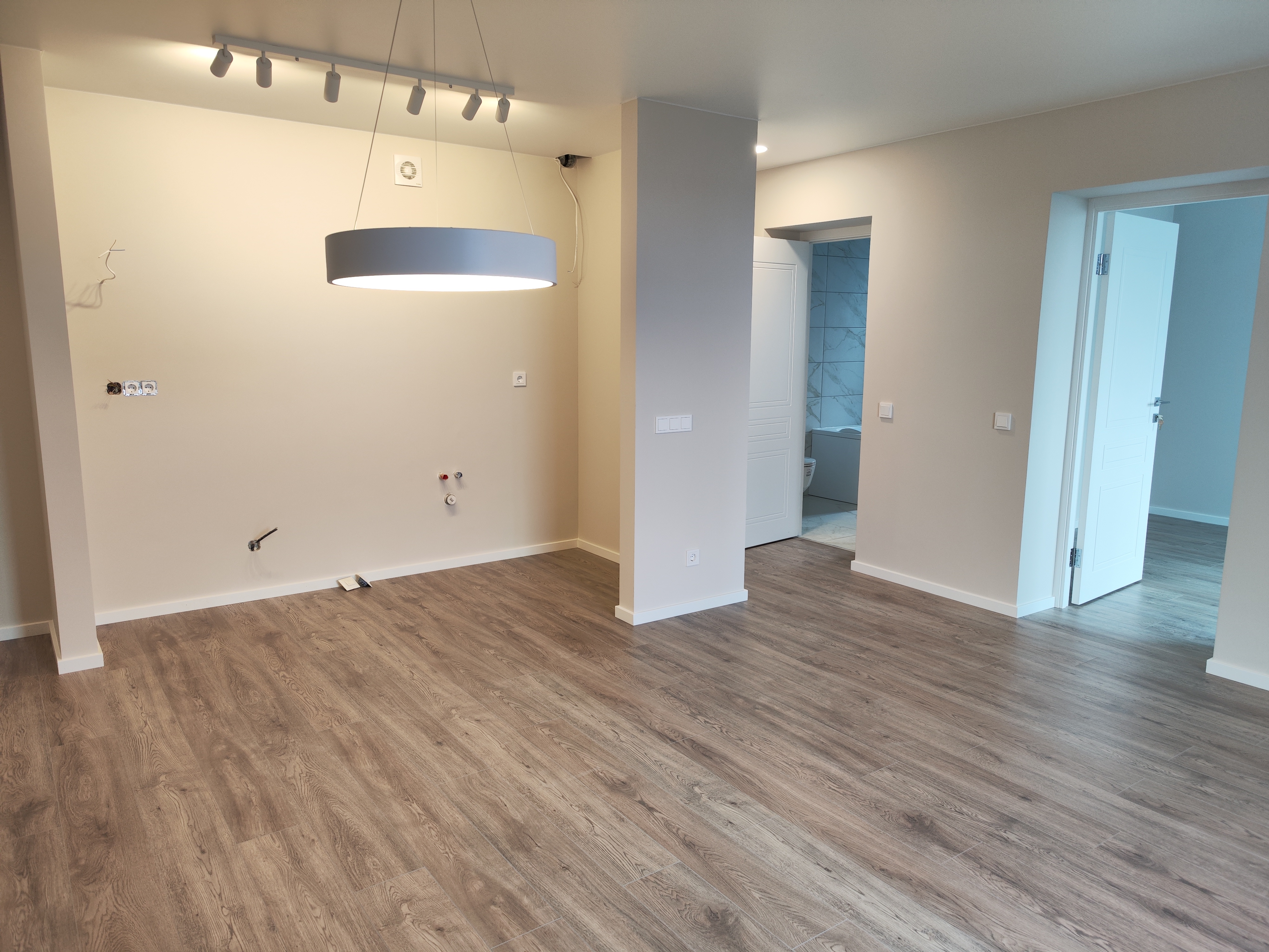 4-ių kambarių butai - 67,00 kv. m.