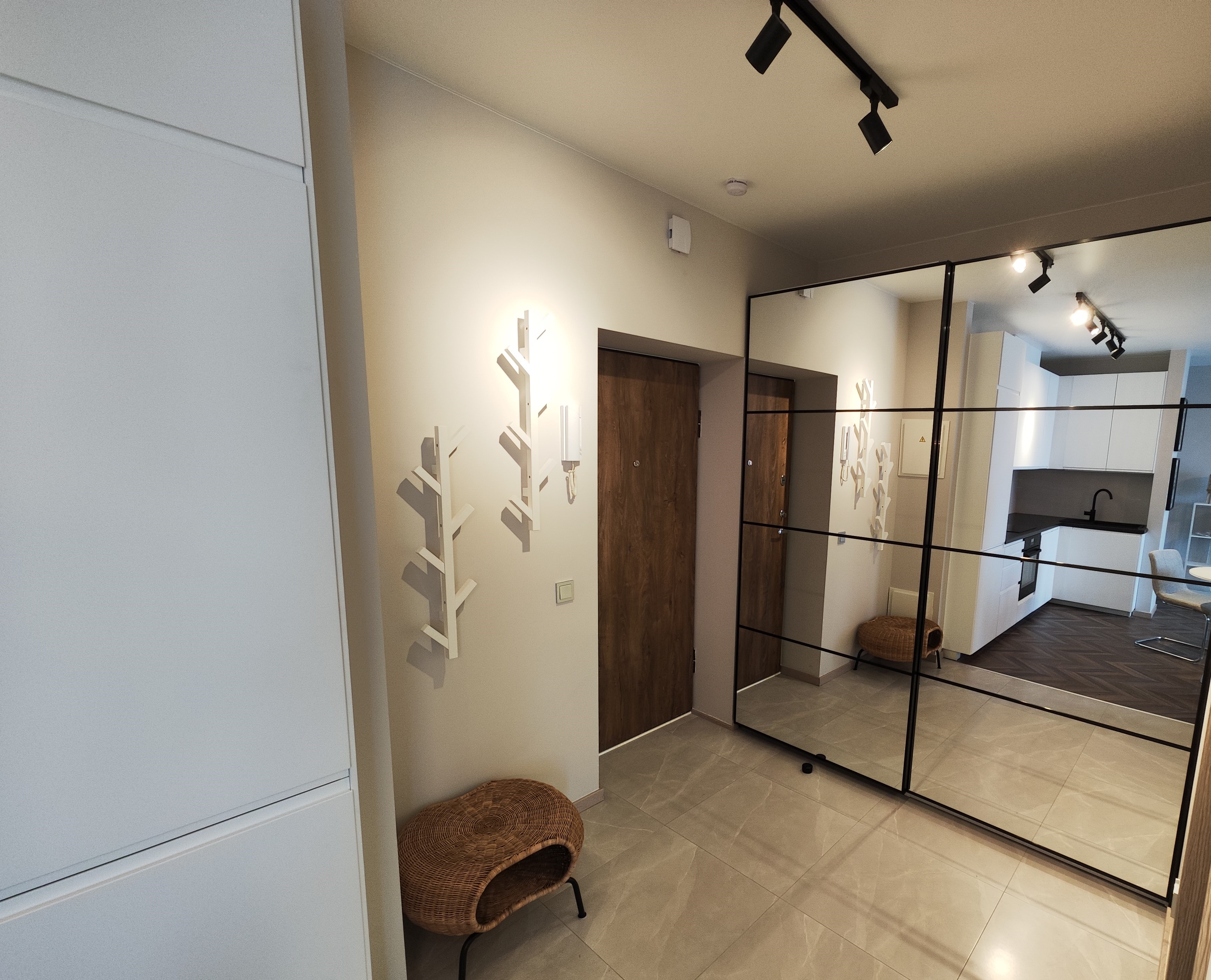 Nuoma 3-jų kambarių butai - 52,00 kv. m.