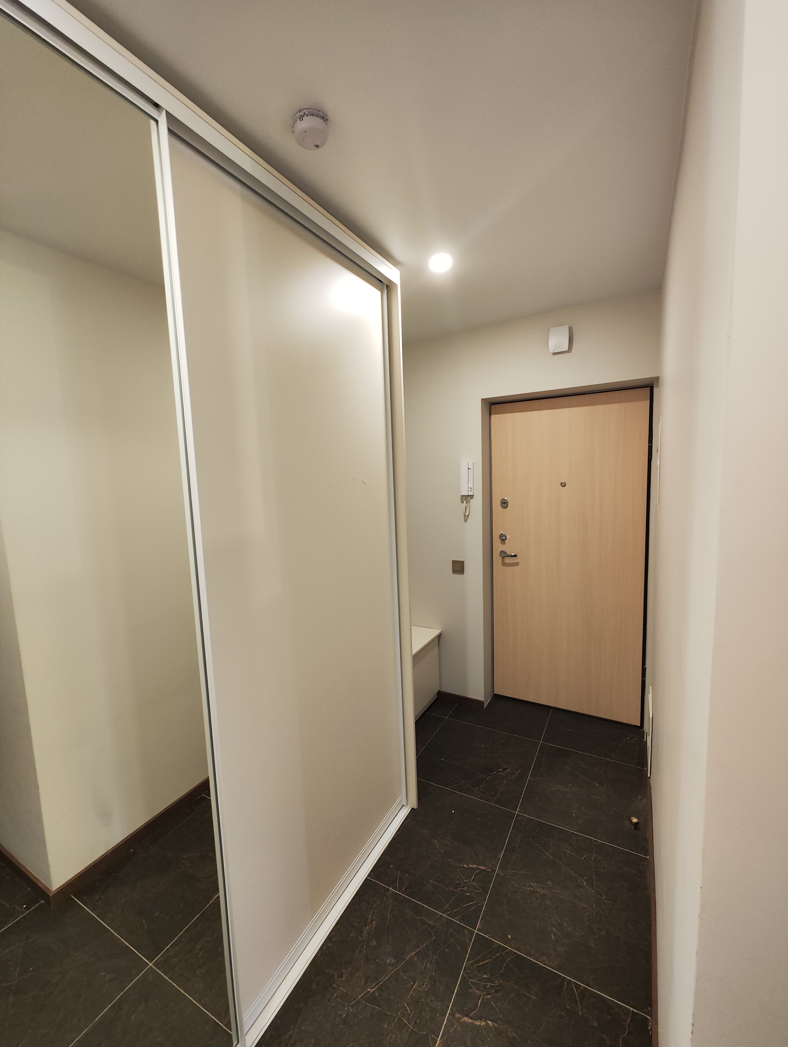 Nuoma 3-jų kambarių butas - 52,00 kv. m.