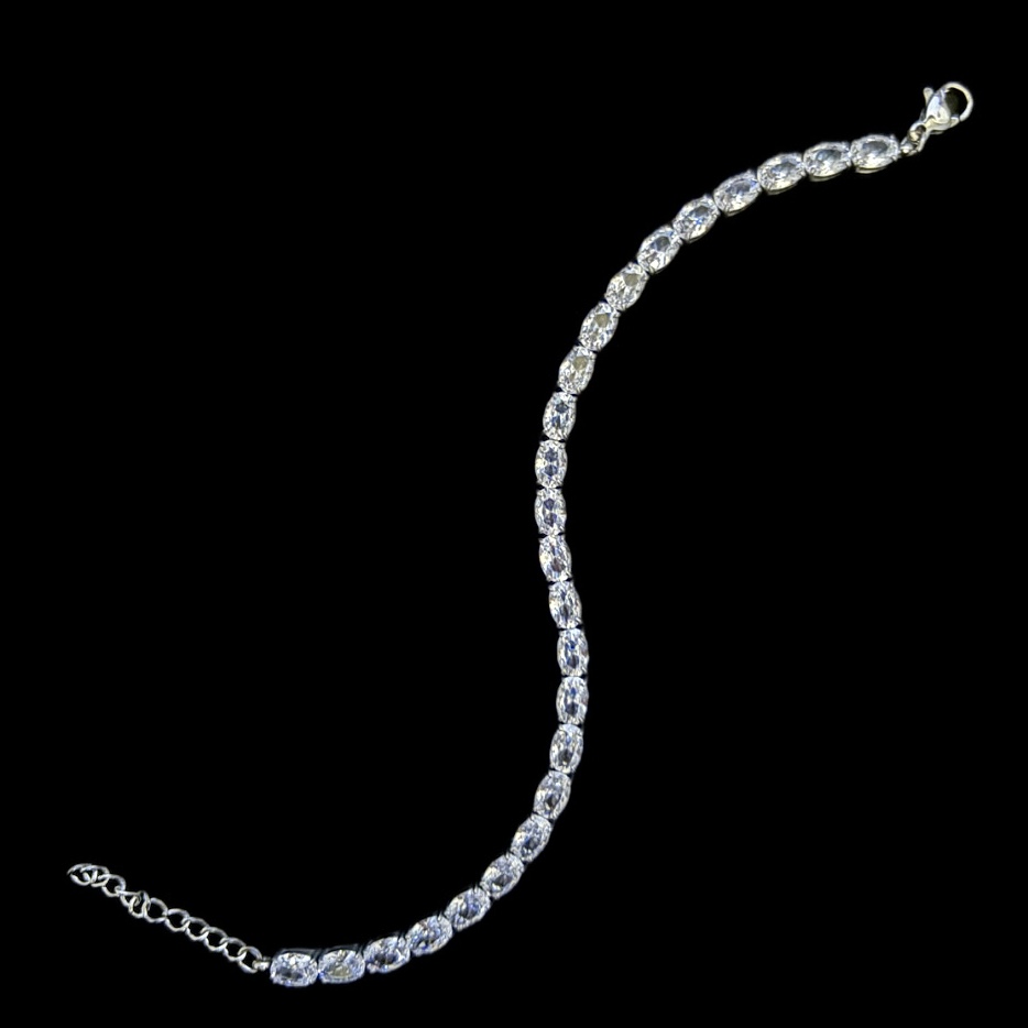 Bracciale tennis in argento con zirconi
