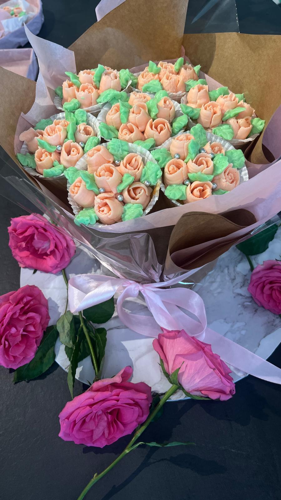 Rose Buddies Bouquet