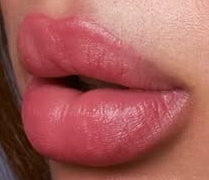 LUXURY LIPS (PLUMPER)