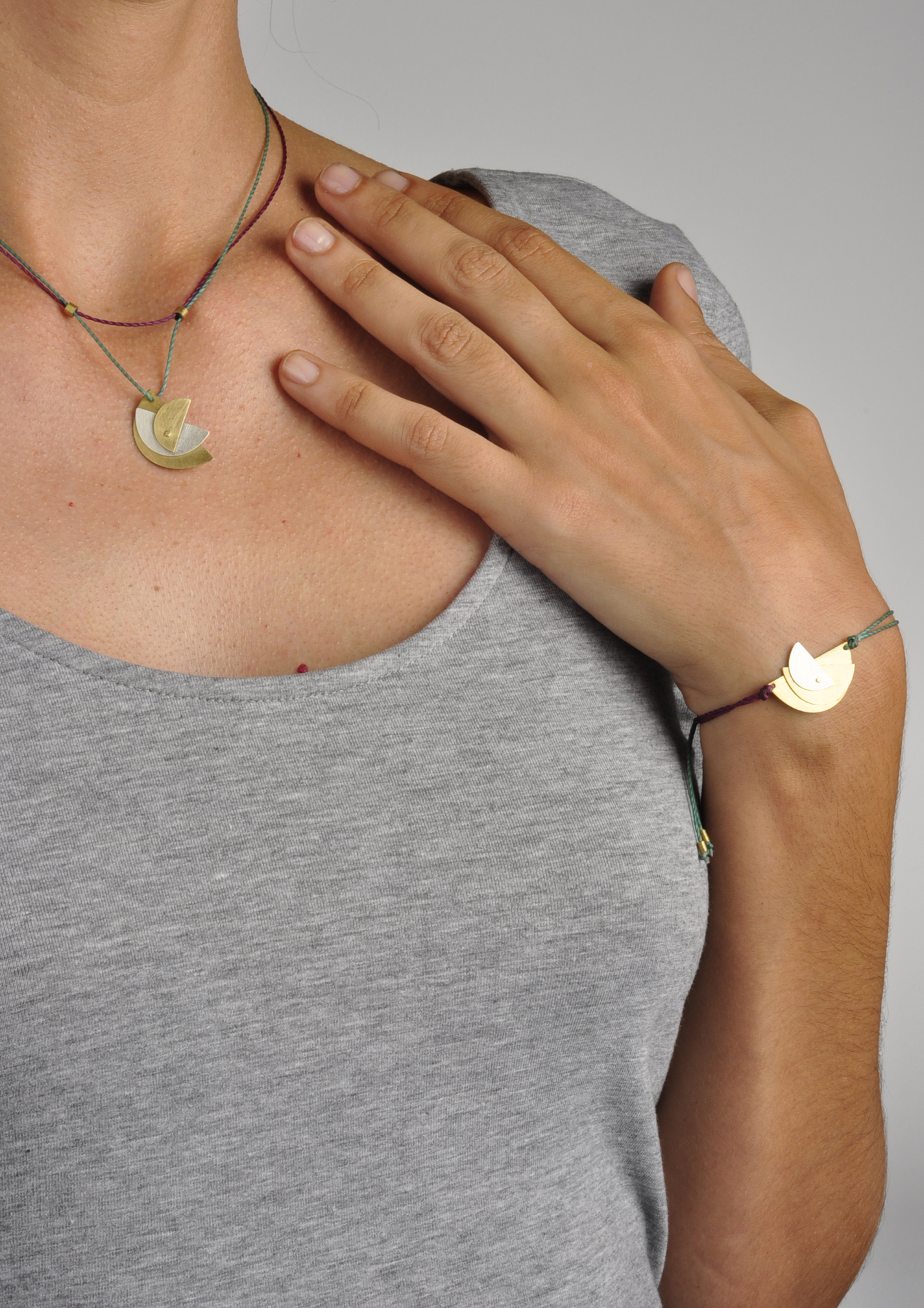 Pulsera semicírculos