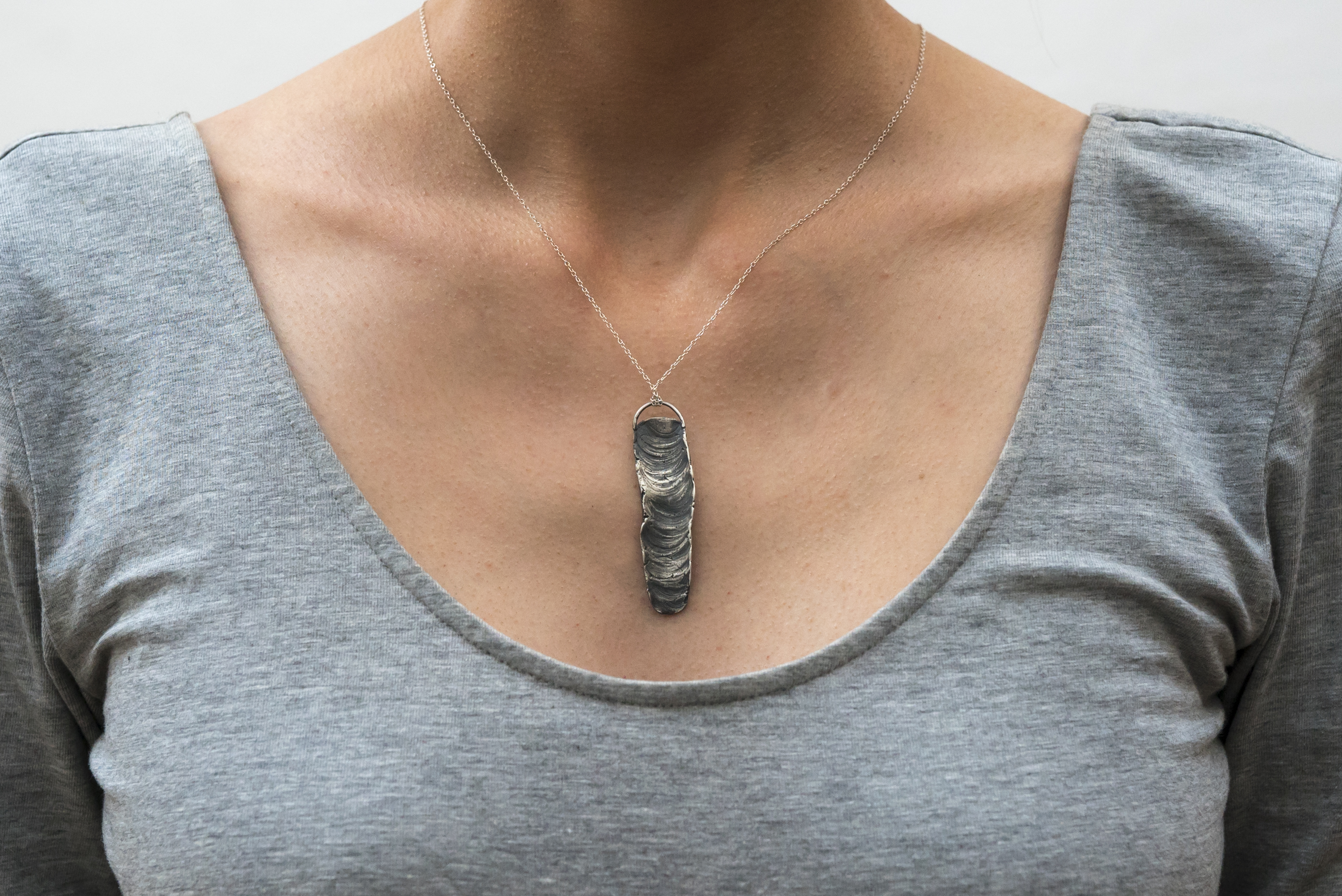 Colgante lágrima grande