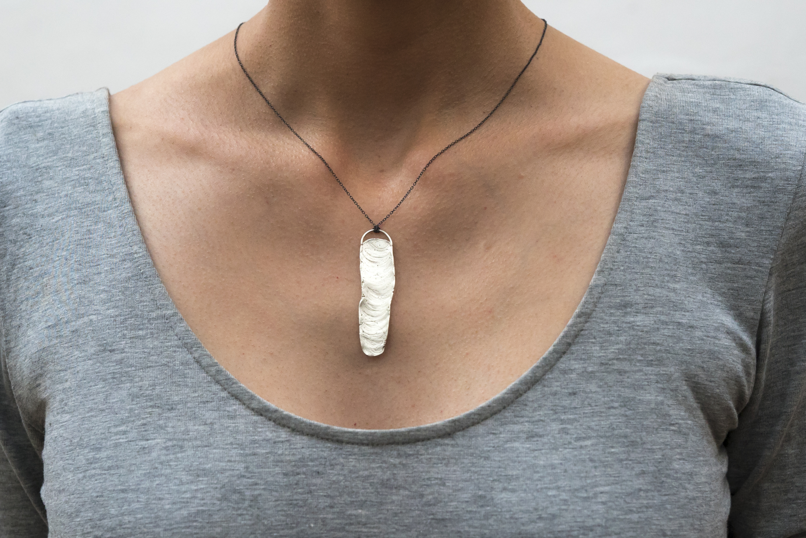 Colgante lágrima grande