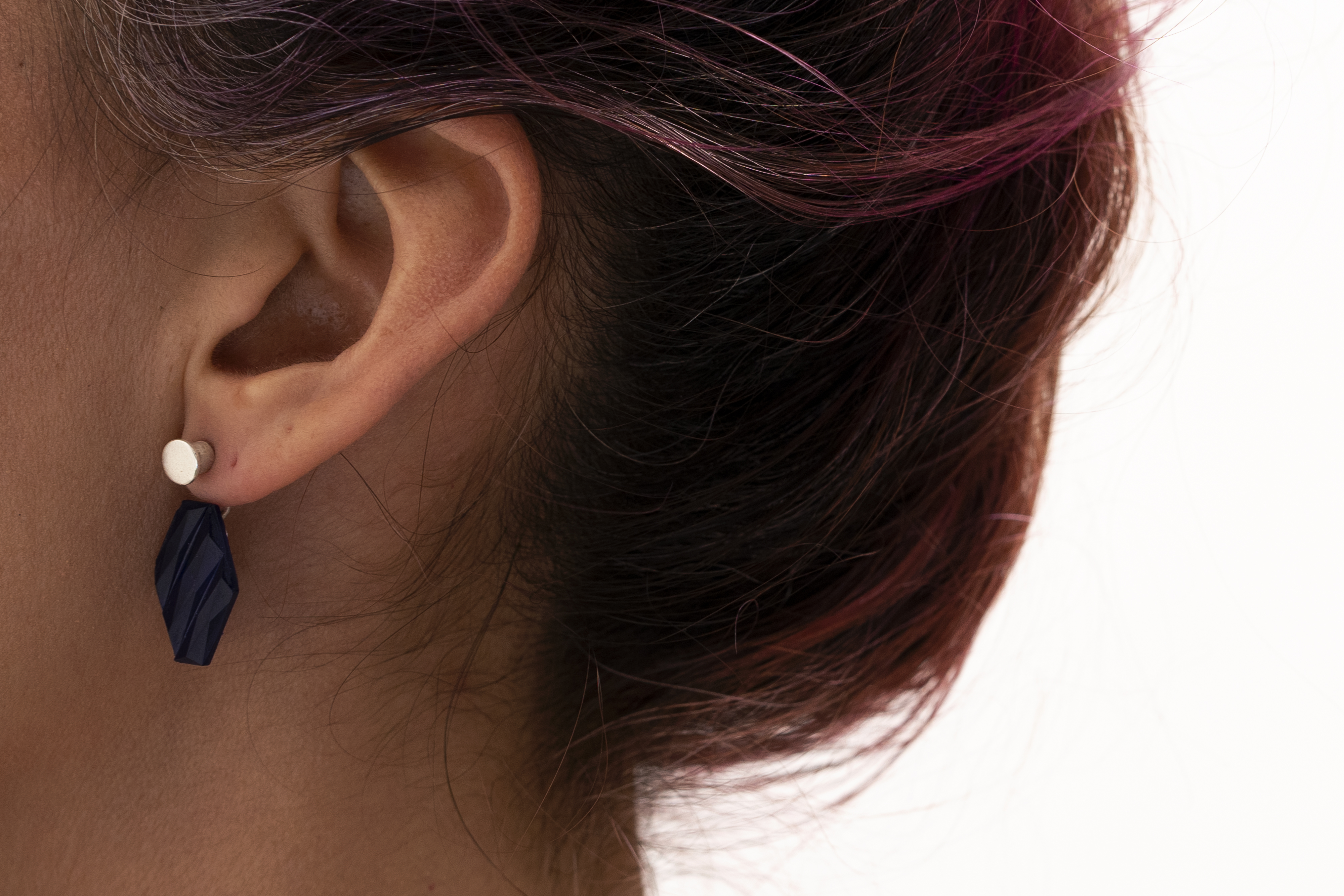 Pendientes botón con cristal hexágono