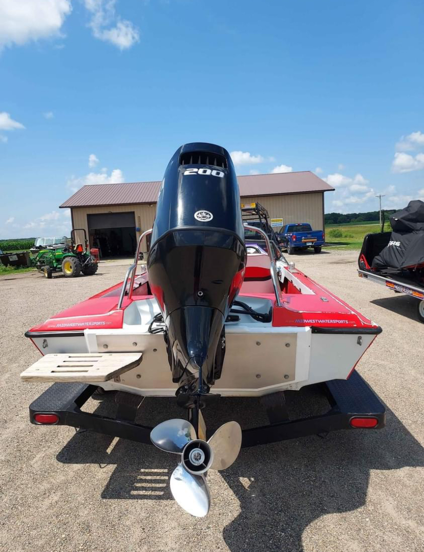 Suzuki outboards 200hp four stroke