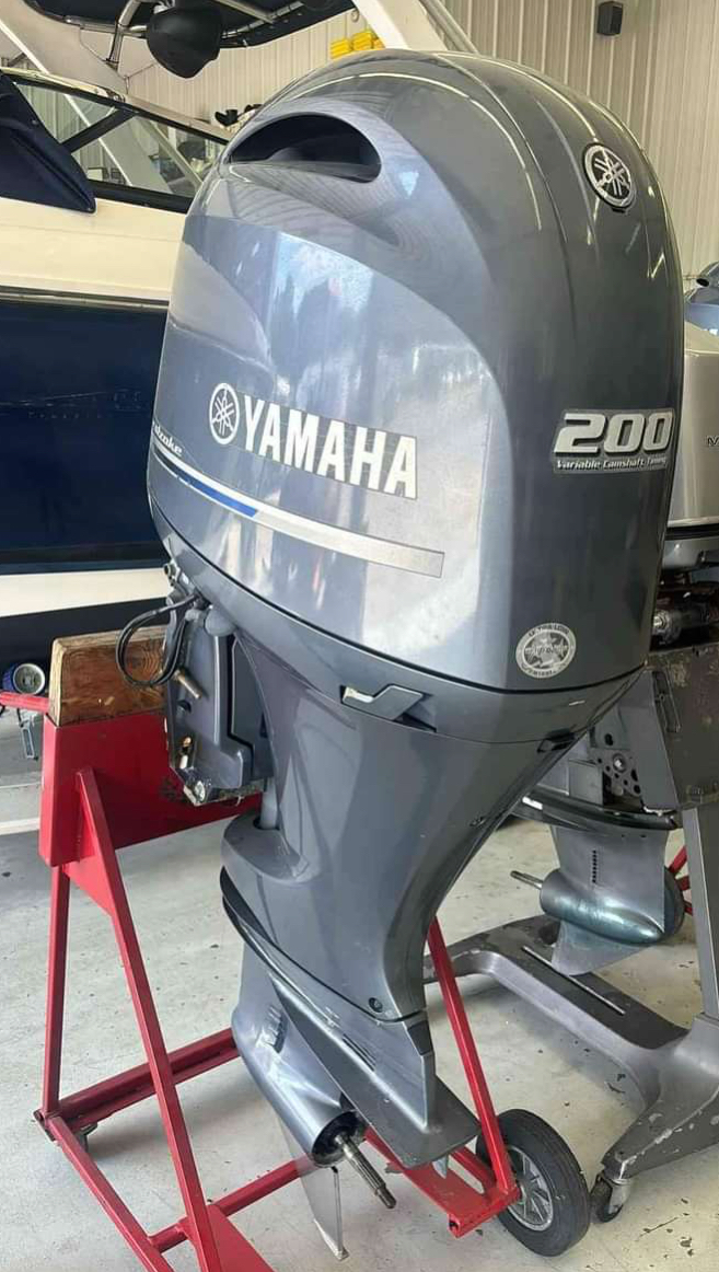 Yamaha outboard 200hp four stroke