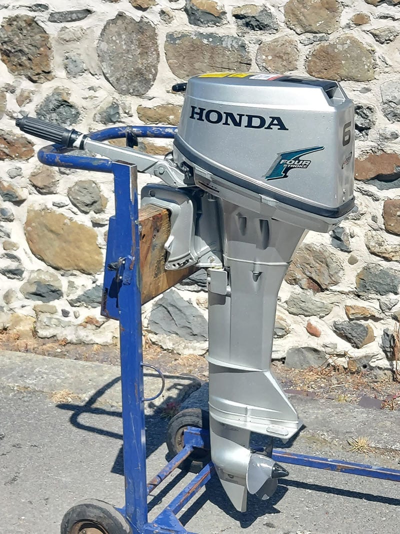 Used 6hp Honda Outboard Longshaft, manual start, tiller control 2cyl.