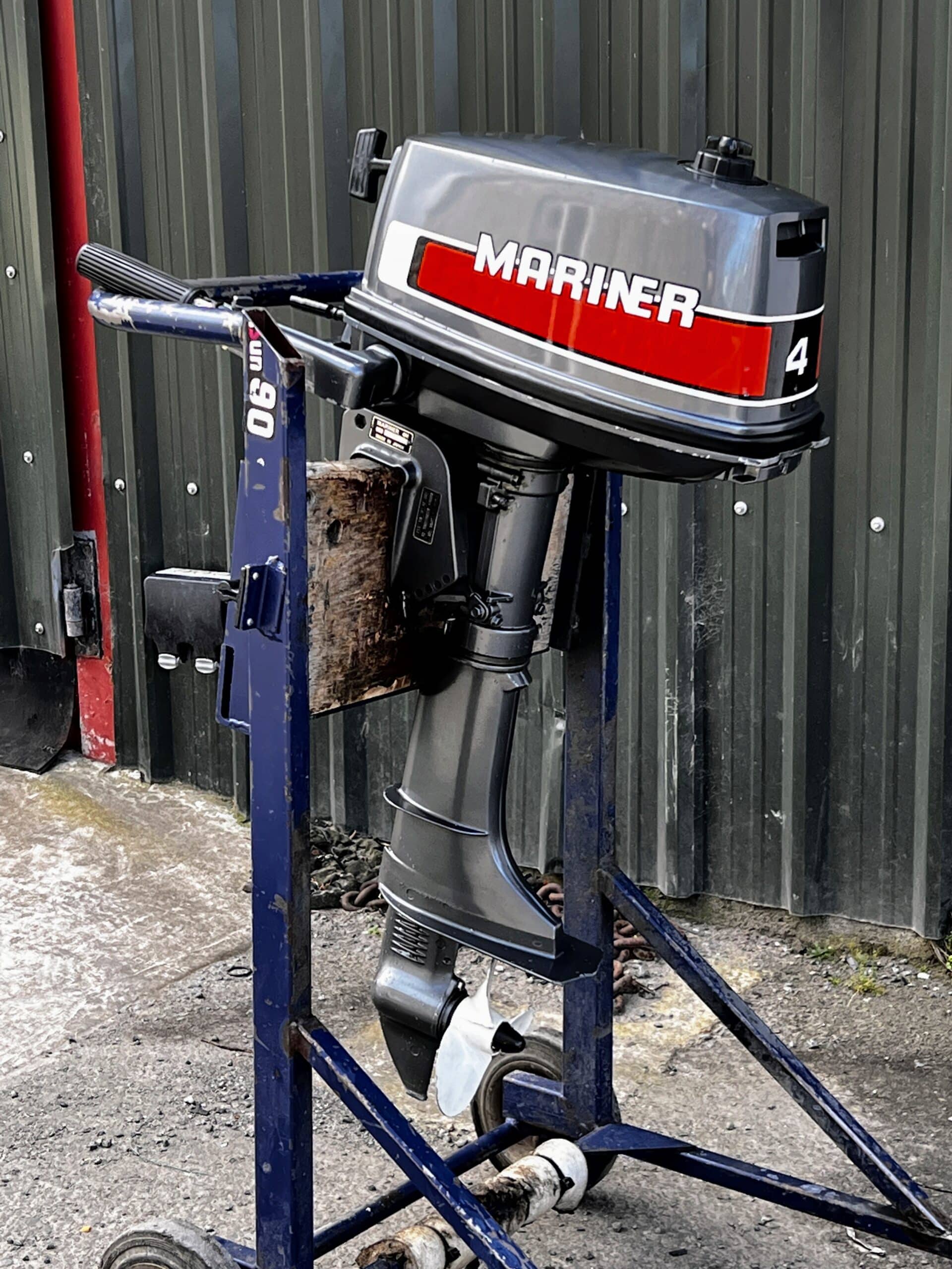 Used 4hp mariner short shaft 2 stroke, spectacular condition! Integral tank & external fitting
