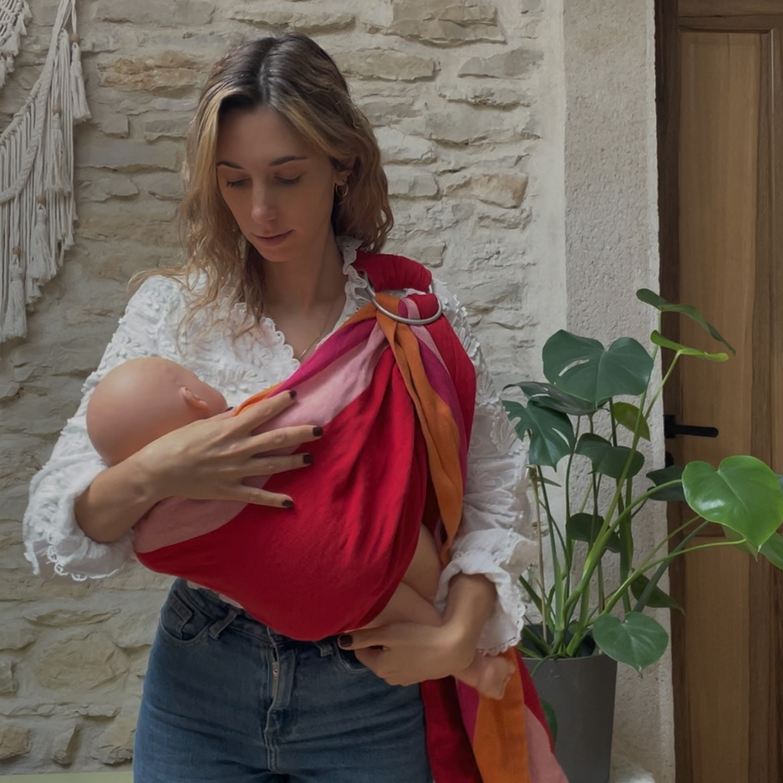 Porter son bébé en toute sécurité