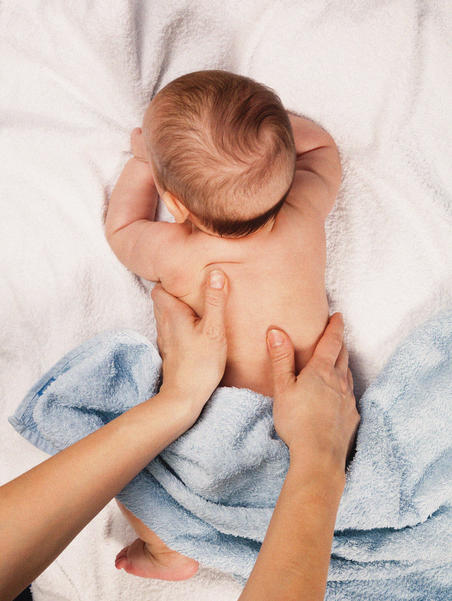 Apprenez à masser bébé