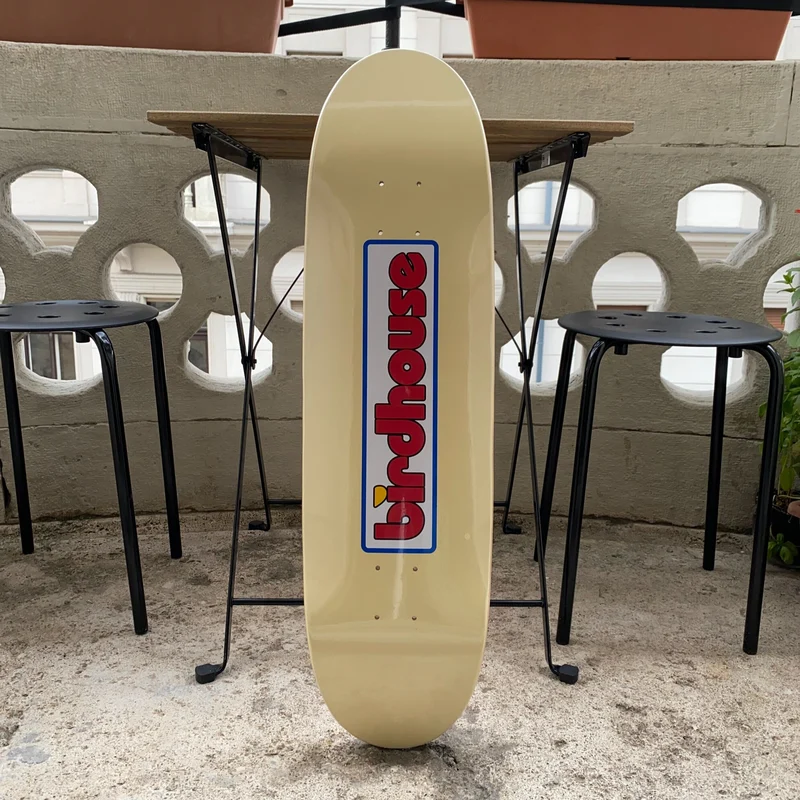 8.5 Birdhouse - Toy Logo Cream gördeszka lap