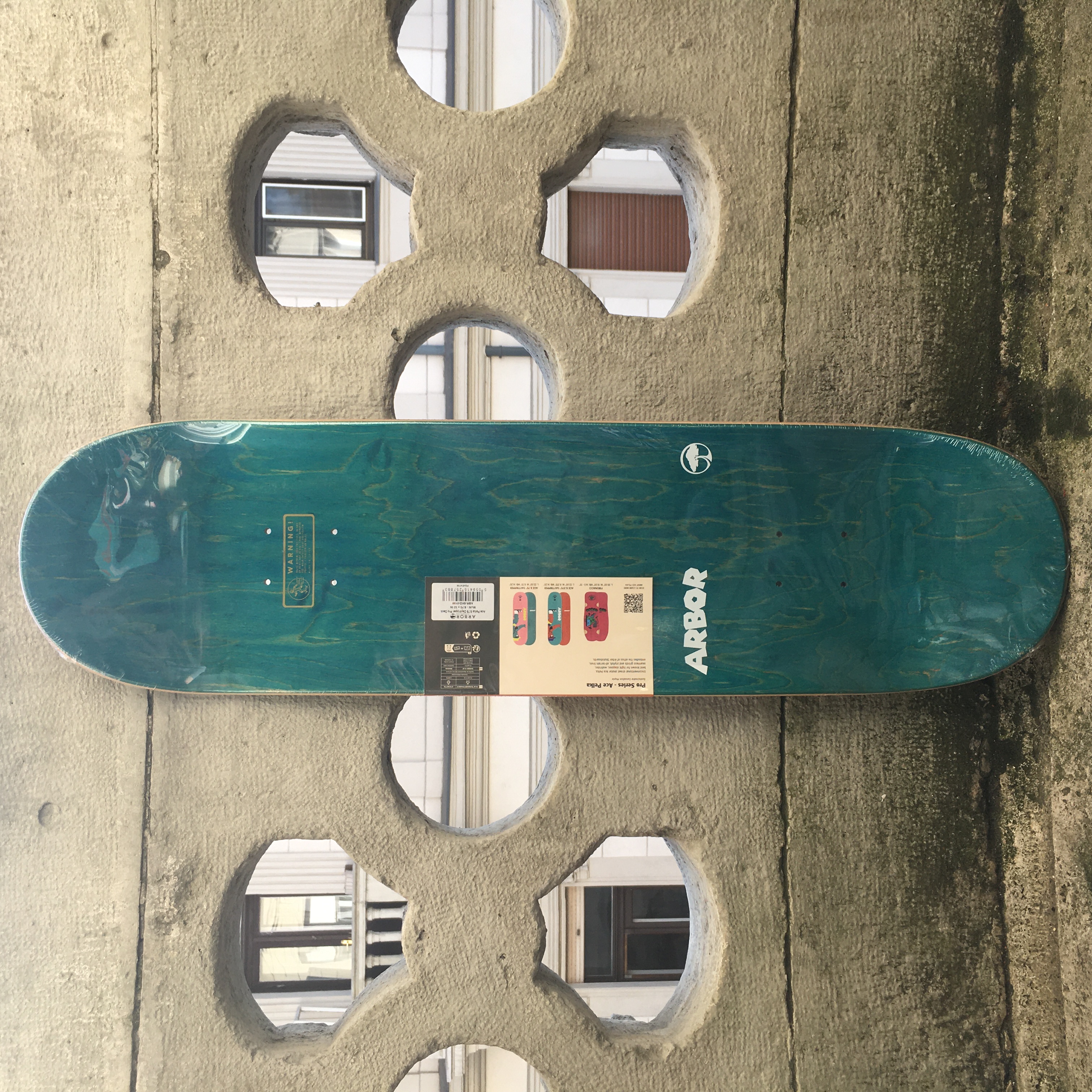 8.75 Arbor - Ace Pelka - Daytripper - gördeszka lap