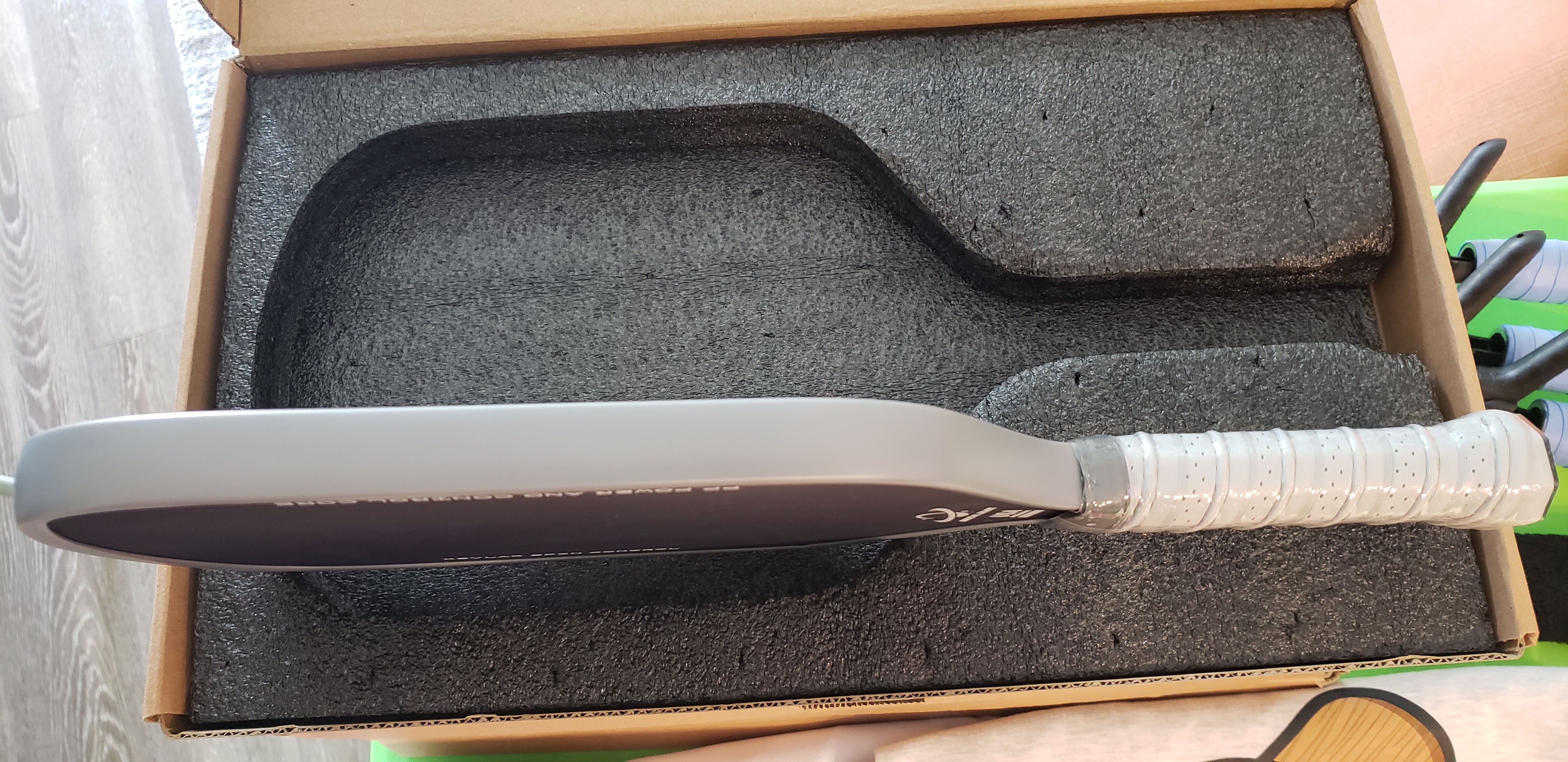 Universall Balance 2ND REALM paddle100% blue Kevlar 16mm  Pickleball Paddle 