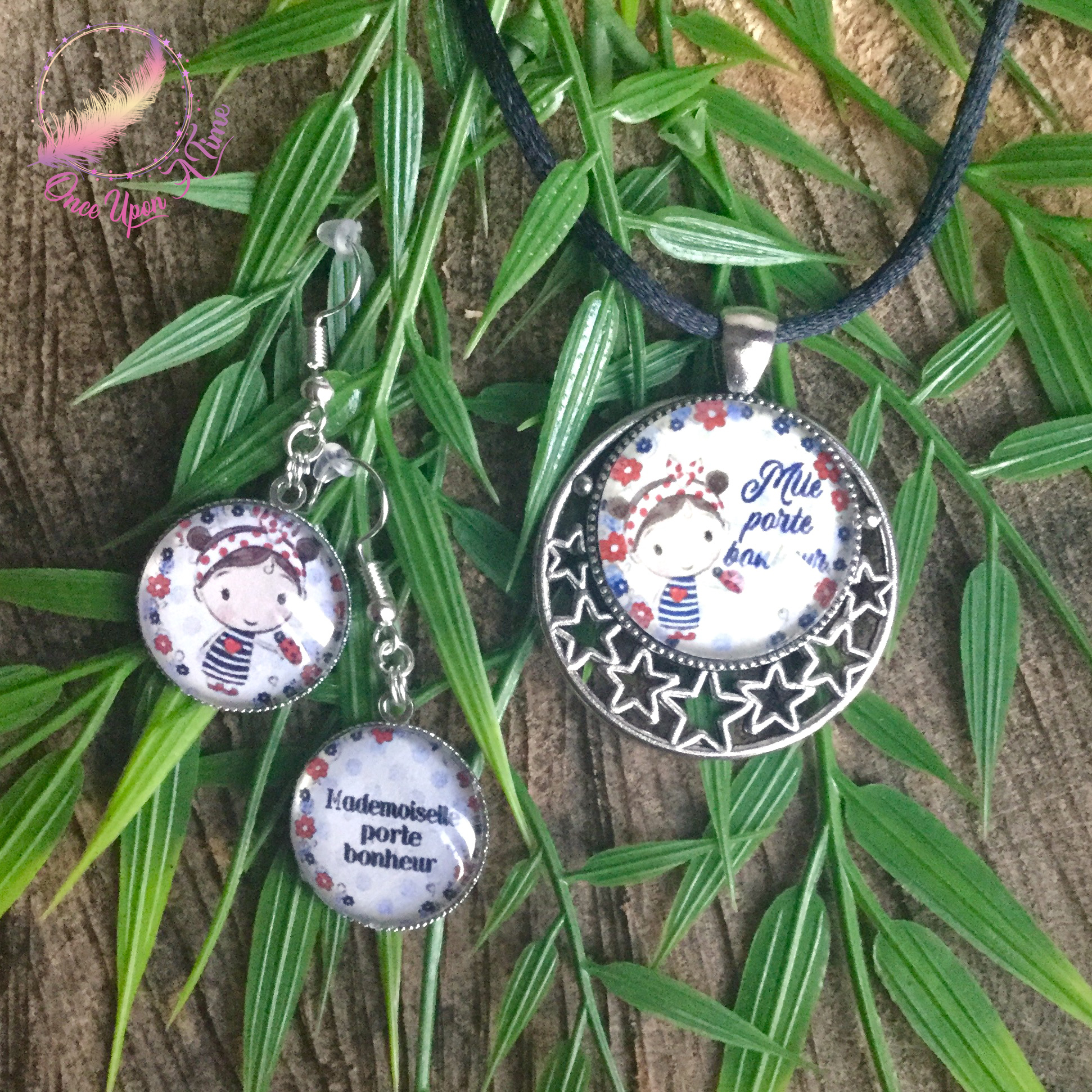 ✨ Ensemble fantaisie - Boucles d'oreilles et collier - Mlle porte bonheur ✨