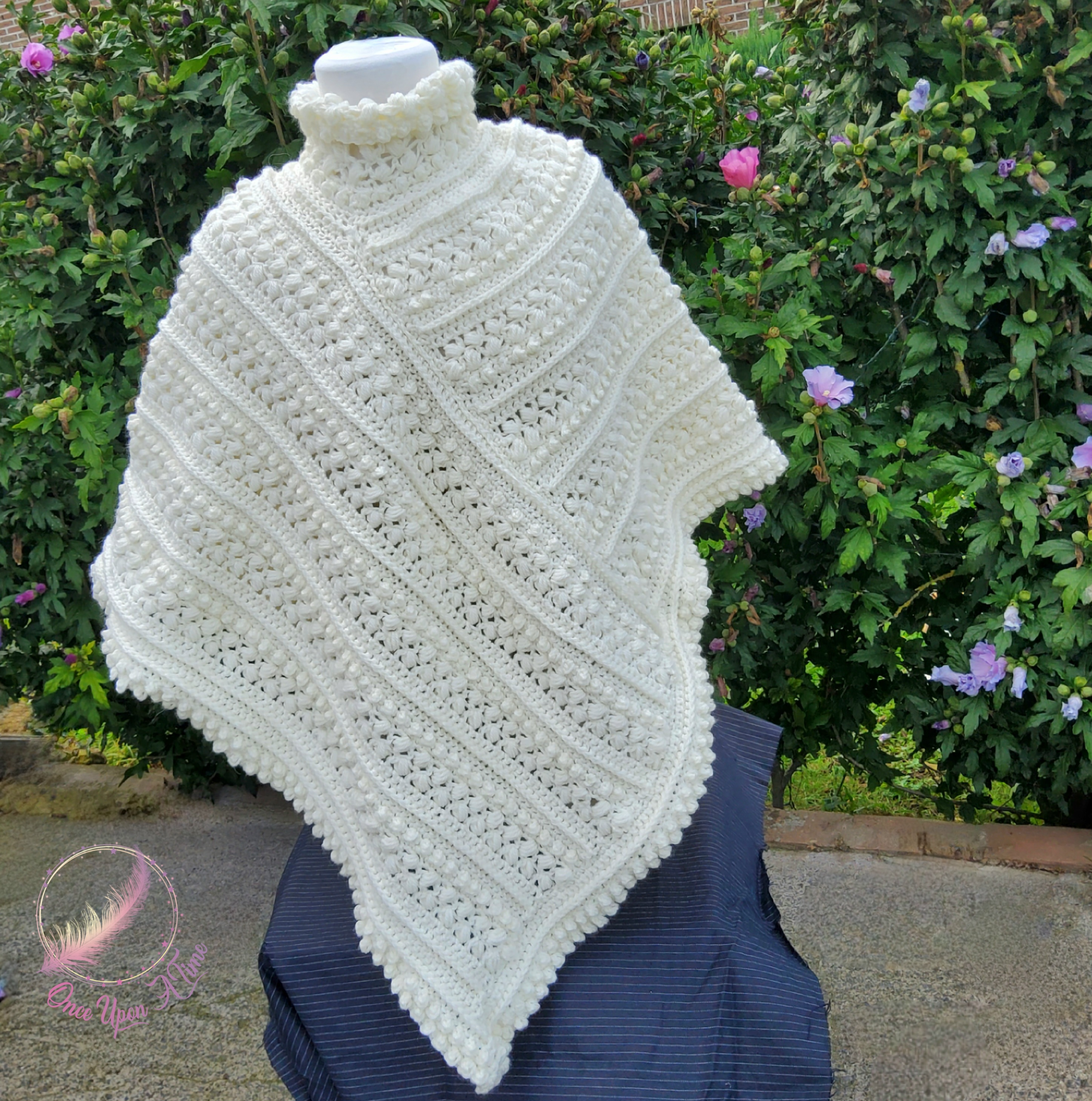 Poncho - "Alicia" - Beige