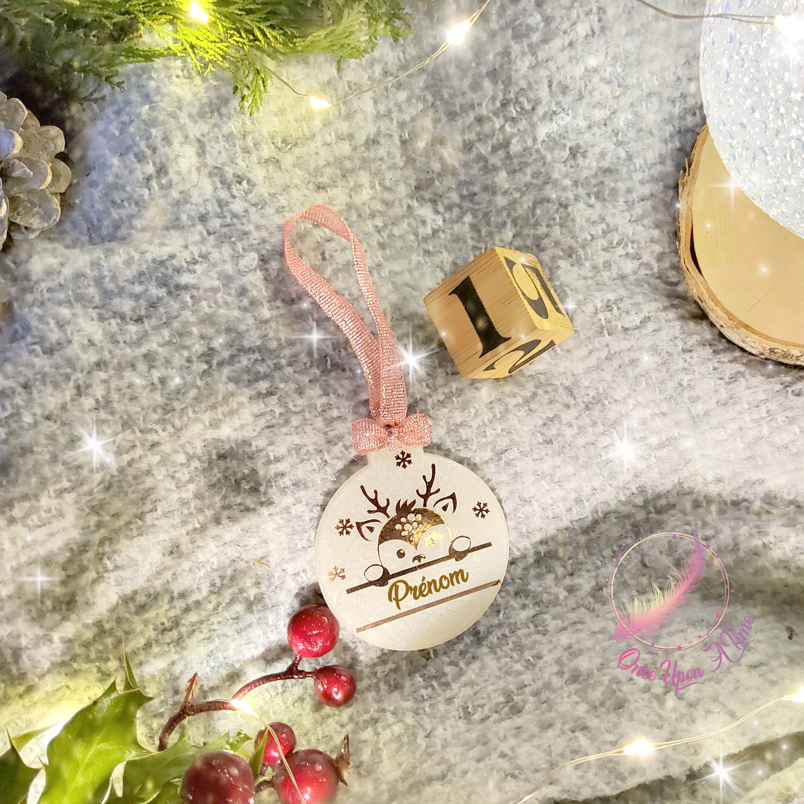 🎄🎅 Boule de Noël plate en résine - Rouge ou bleu nuit - Différents modèles 🤶🎄