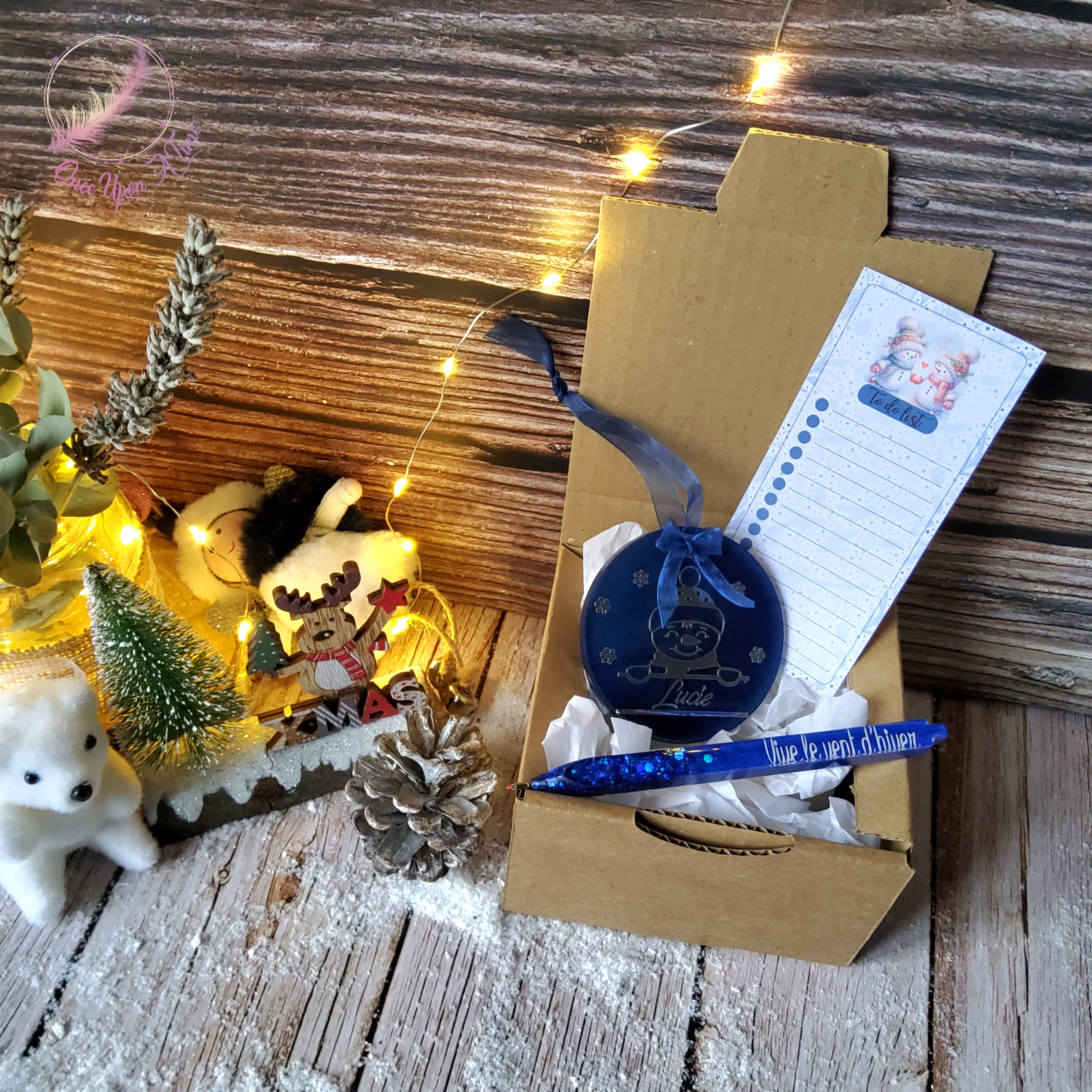 đđ
Coffret cadeau de NoĂ«l - Boule de NoĂ«l personnalisĂ©e, to do list, bic - Bonhomme de neige đ€¶đ