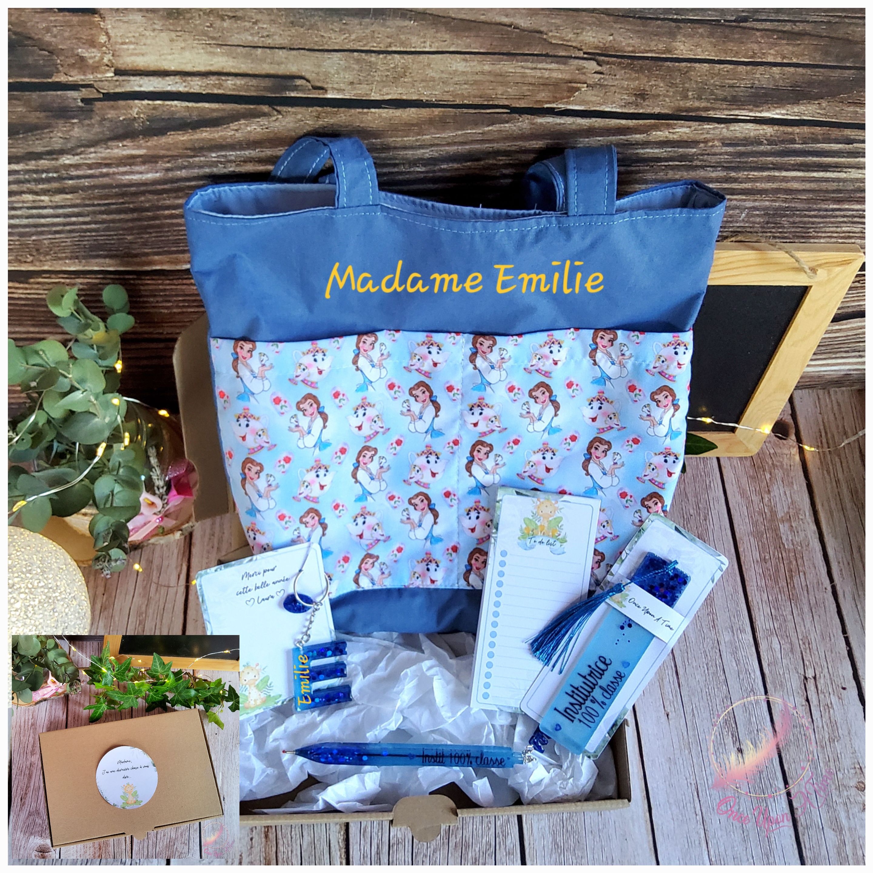 🎁🎀 Coffret cadeau : 1 marque-page, 1 bic, 1 porte-clés, 1 to do list et 1 tote bag - Plusieurs thèmes - Institutrice ou puéricultrice  🎀🎁