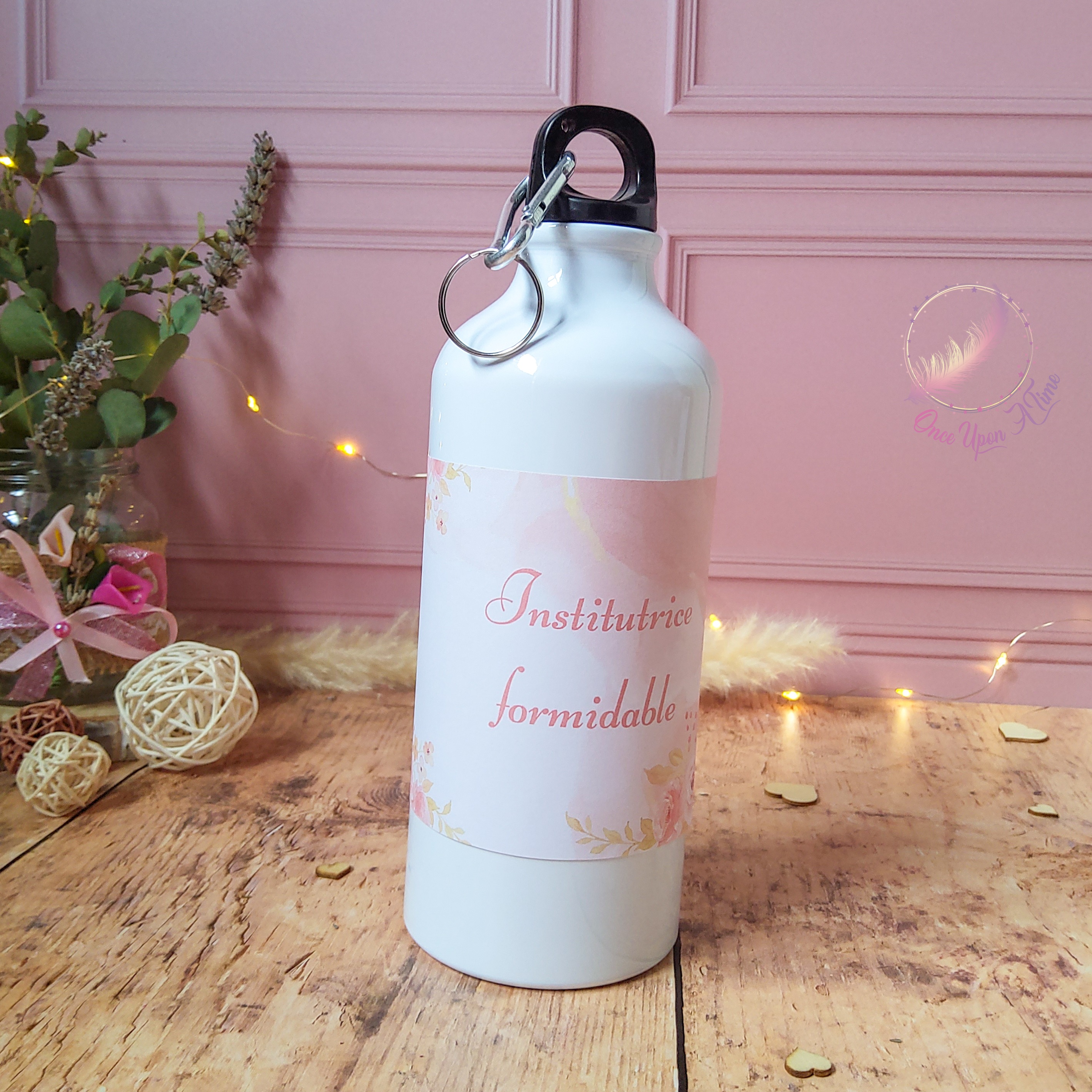 ❤️ Gourde personnalisée - Institutrice / Maîtresse / Puéricultrice formidable - Personnalisée avec le prénom ❤️