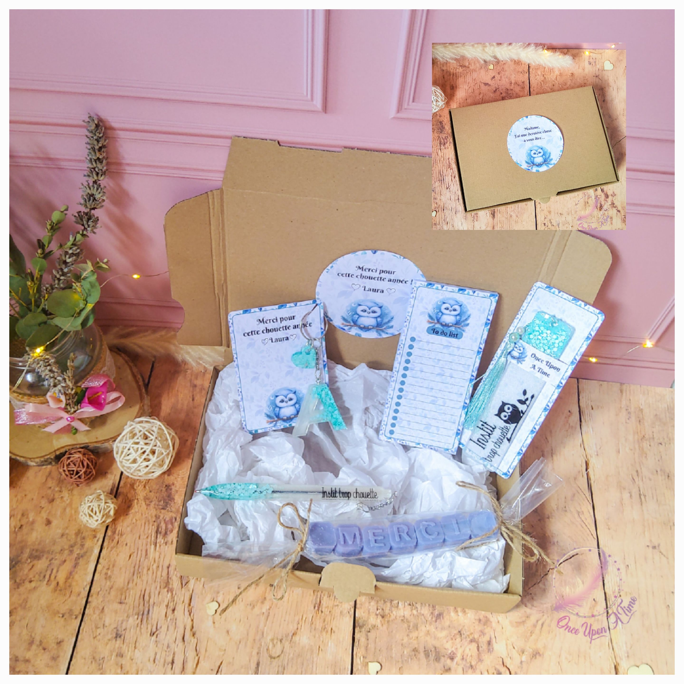 🎁🎀 Coffret cadeau : 1 marque-page, 1 bic, 1 porte-clés, 1 to do list, 1 fondant parfumé "Merci" - Instit, maître, maîtresse, puéricultrice trop chouette 🎀🎁