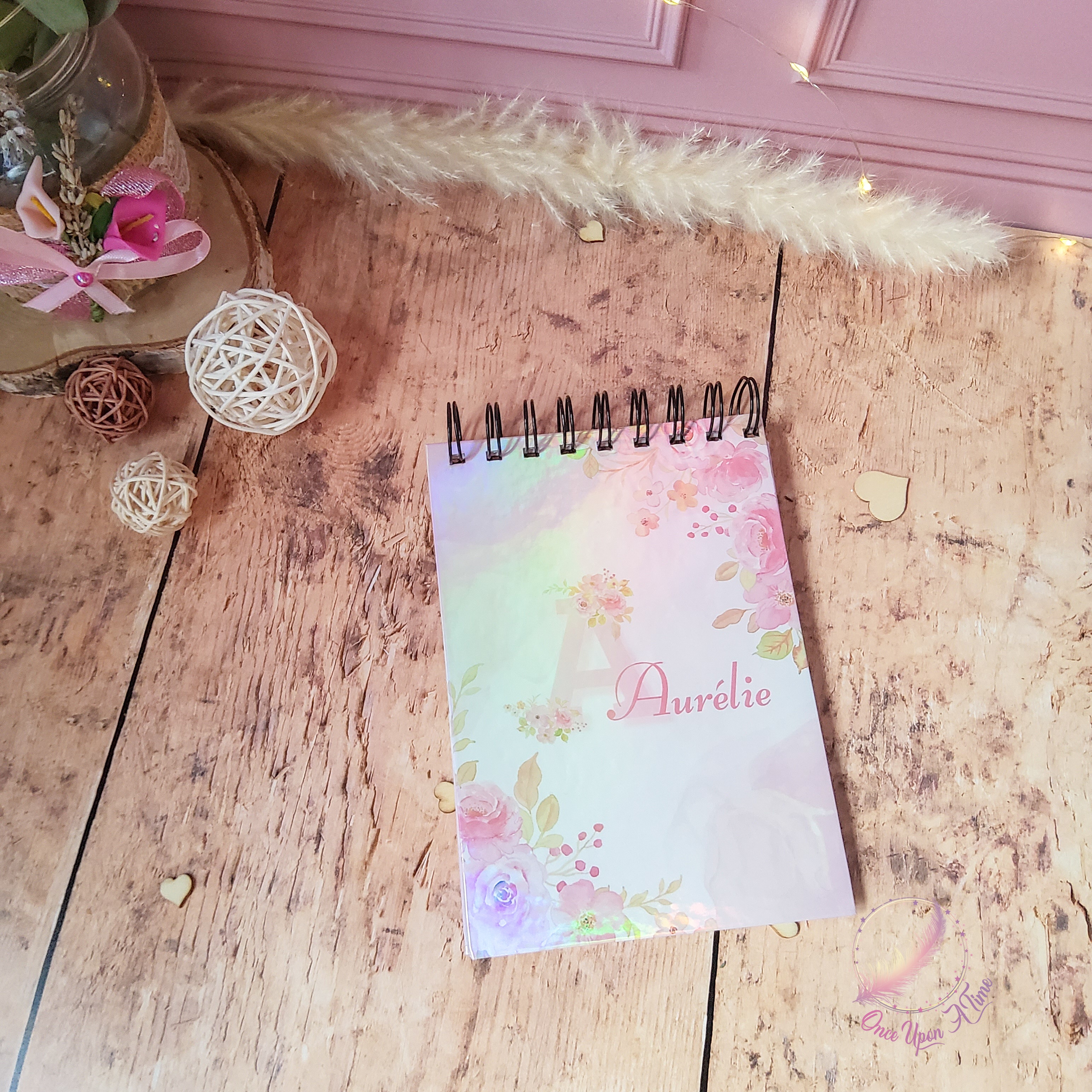 🎁🎀 Coffret cadeau : 1 marque-page, 1 bic, 1 porte-clés, 1 carnet, 1 to do list, 1 fondant parfumé "Merci" - Institutrice, maître, maîtresse, puéricultrice formidable 🎀🎁