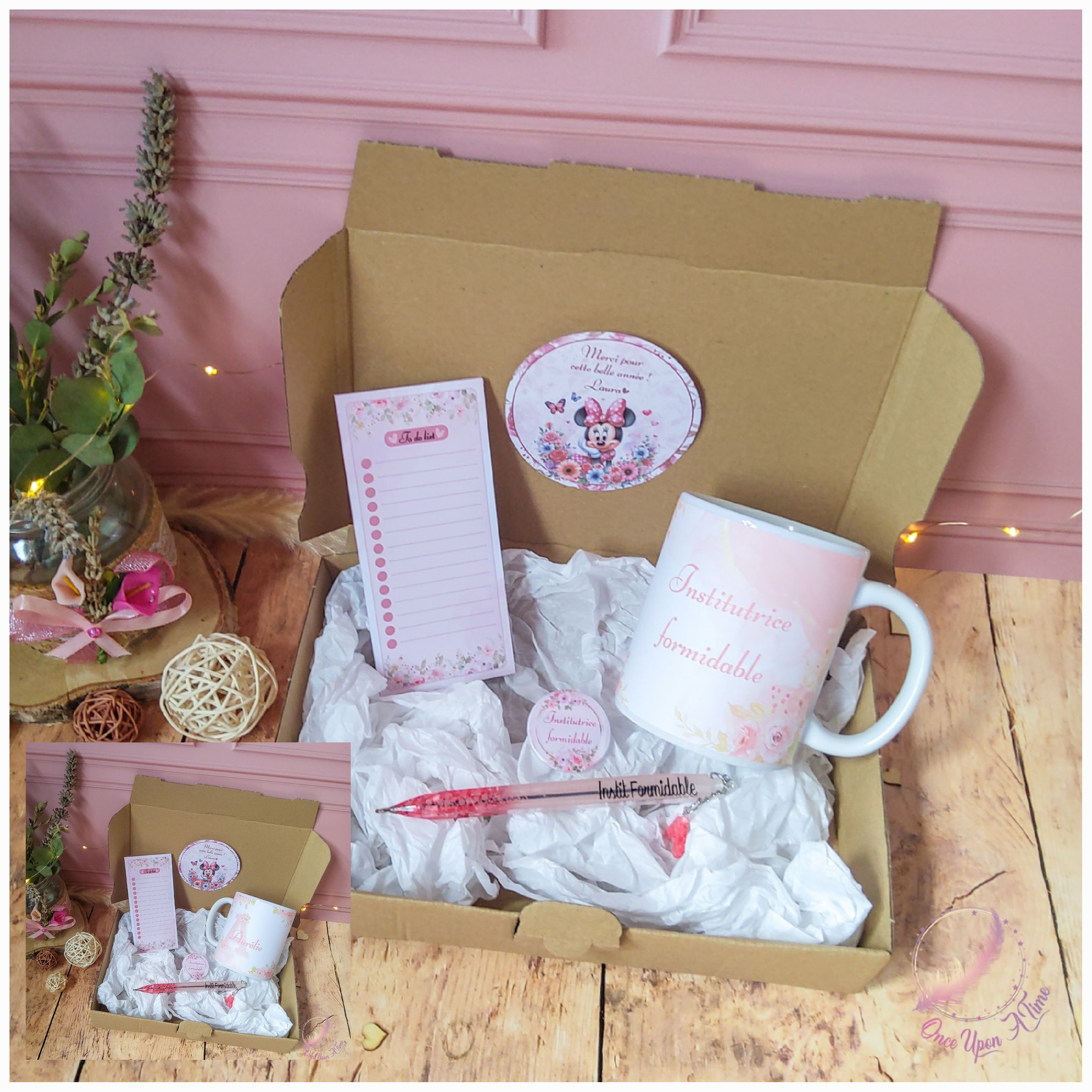 🎁🎀 Coffret cadeau : 1 tasse, 1 bic, 1 badge, 1 to do list - Institutrice, maîtresse, maître, puéricultrice formidable 🎀🎁