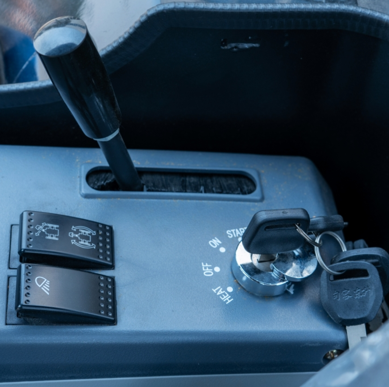 TYPHON TERROR X2 Mini Excavator 2.7 Ton EPA Diesel Kubota V1505 Engine USA