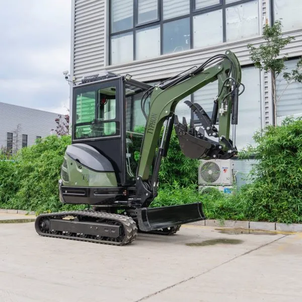 TYPHON TERROR XXV Diesel Mini Excavator w 2.7 Ton 25.1hp Kubota D1105 Diesel Engine