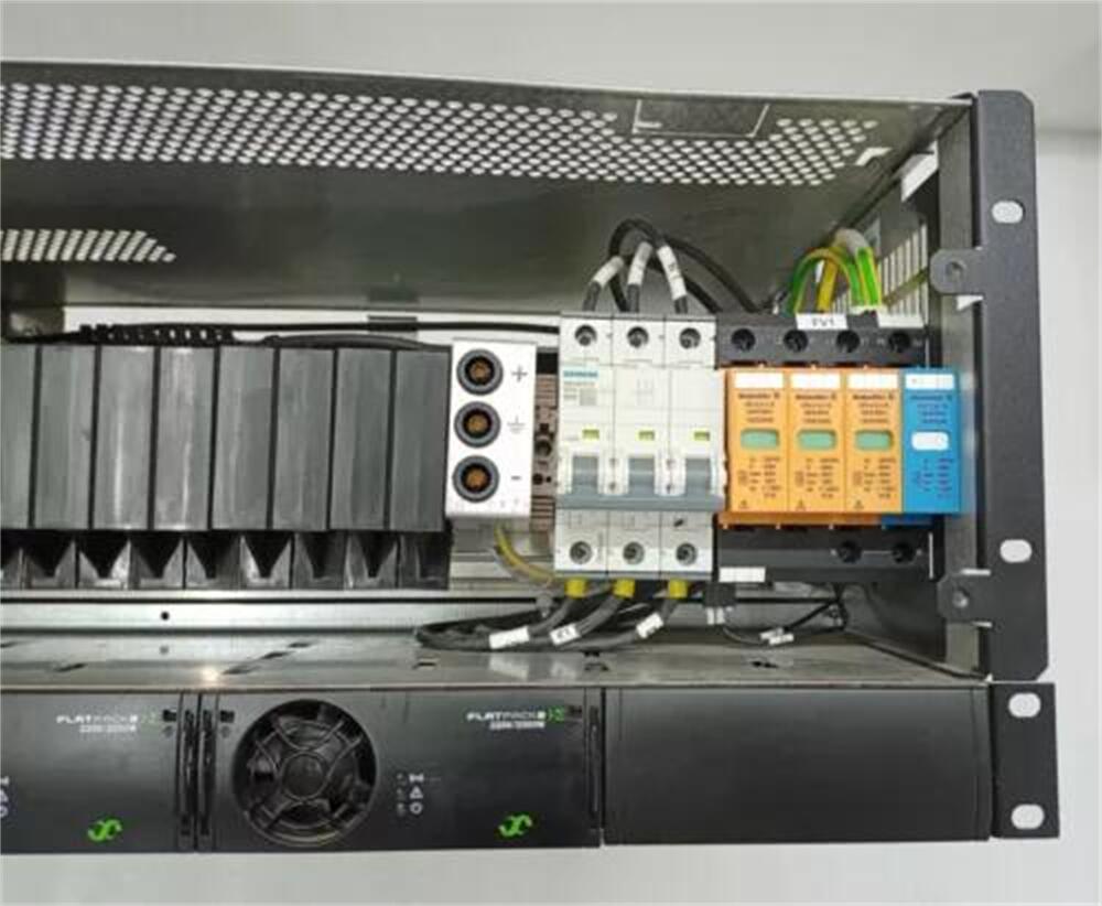FP2 220V 8kW 400V+N SPD CIO20405.xxx