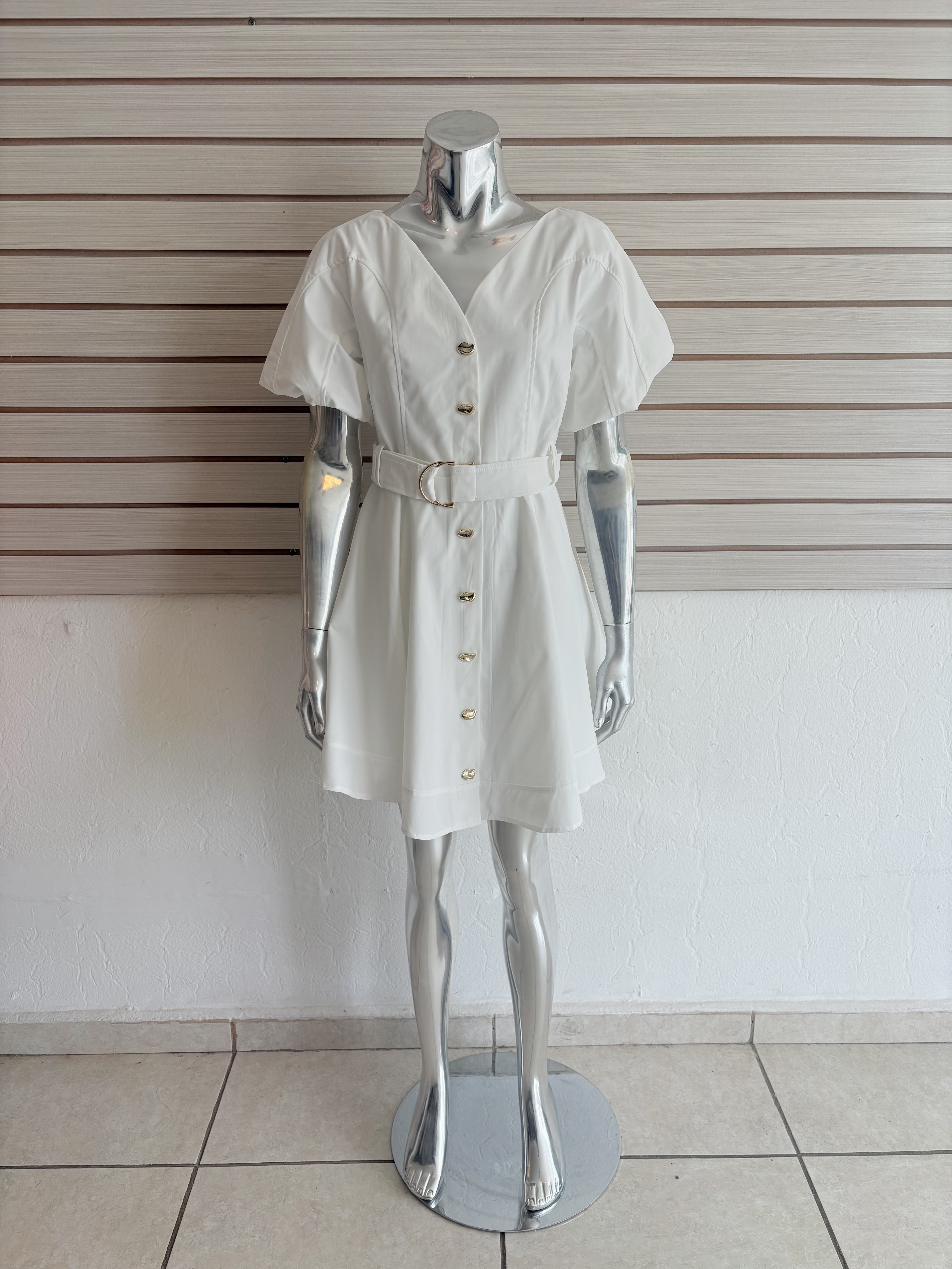 Timeless White Short Skirt