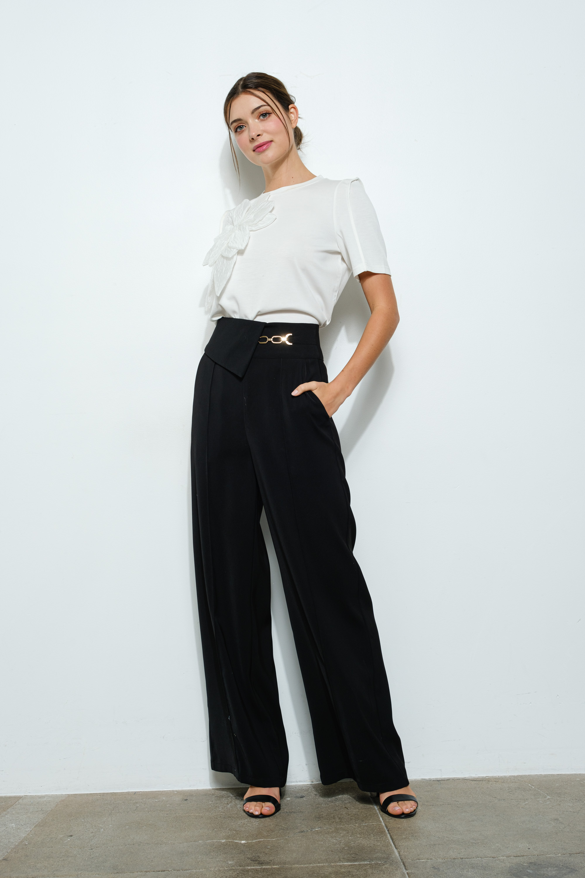 Floral Applique Structured