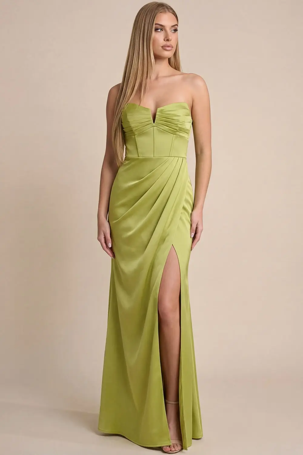 Stapless Mini V Neckline 